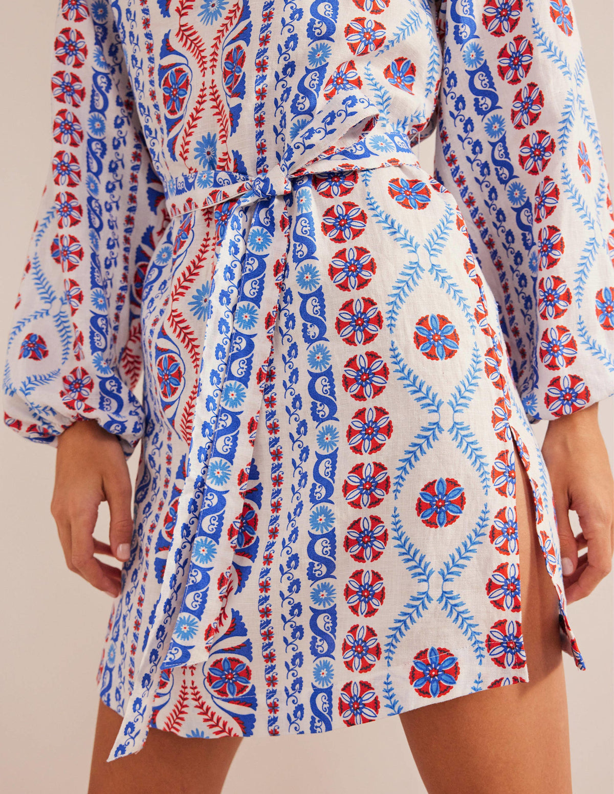 Mini-caftan col V noué à la taille-Source champêtre, motif Opulent Stripe - Image 2