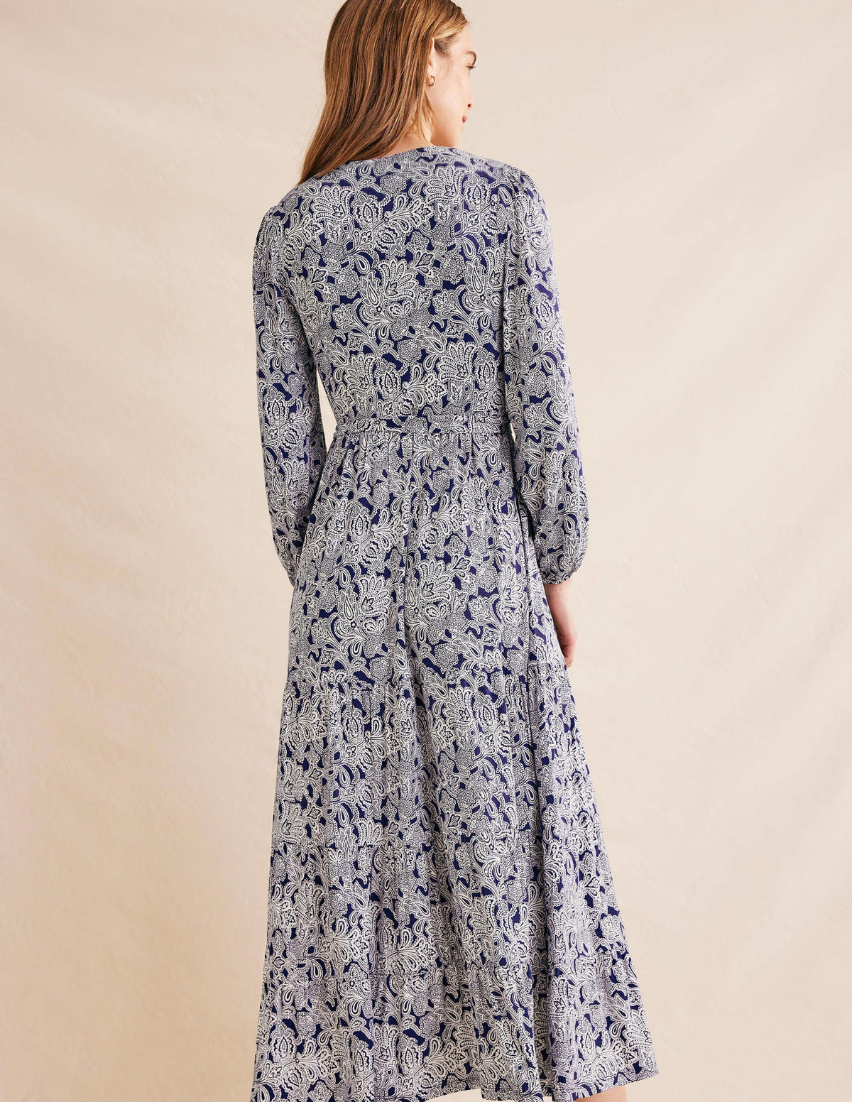 Maxi-Wickelkleid mit mehreren Stufen-Berliner Blau, Paisley-Knospenmuster - Image 3