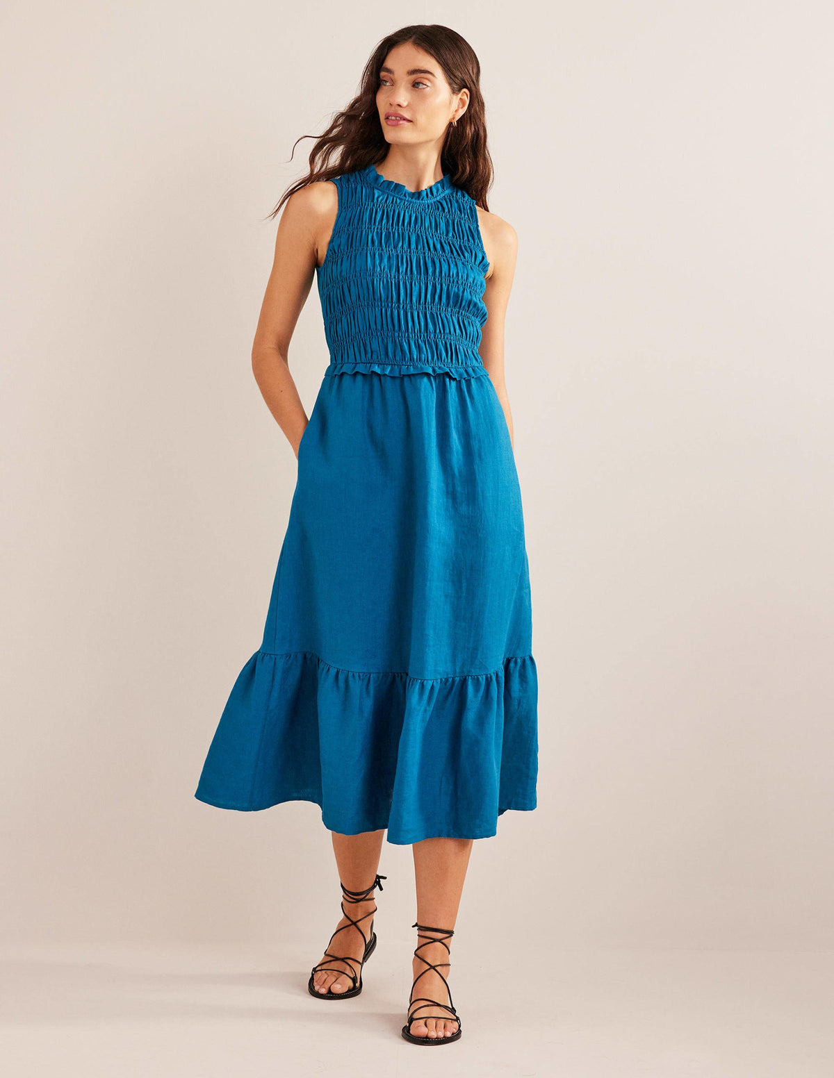 Gesmoktes Midikleid aus Leinen-Petrol - Image 4
