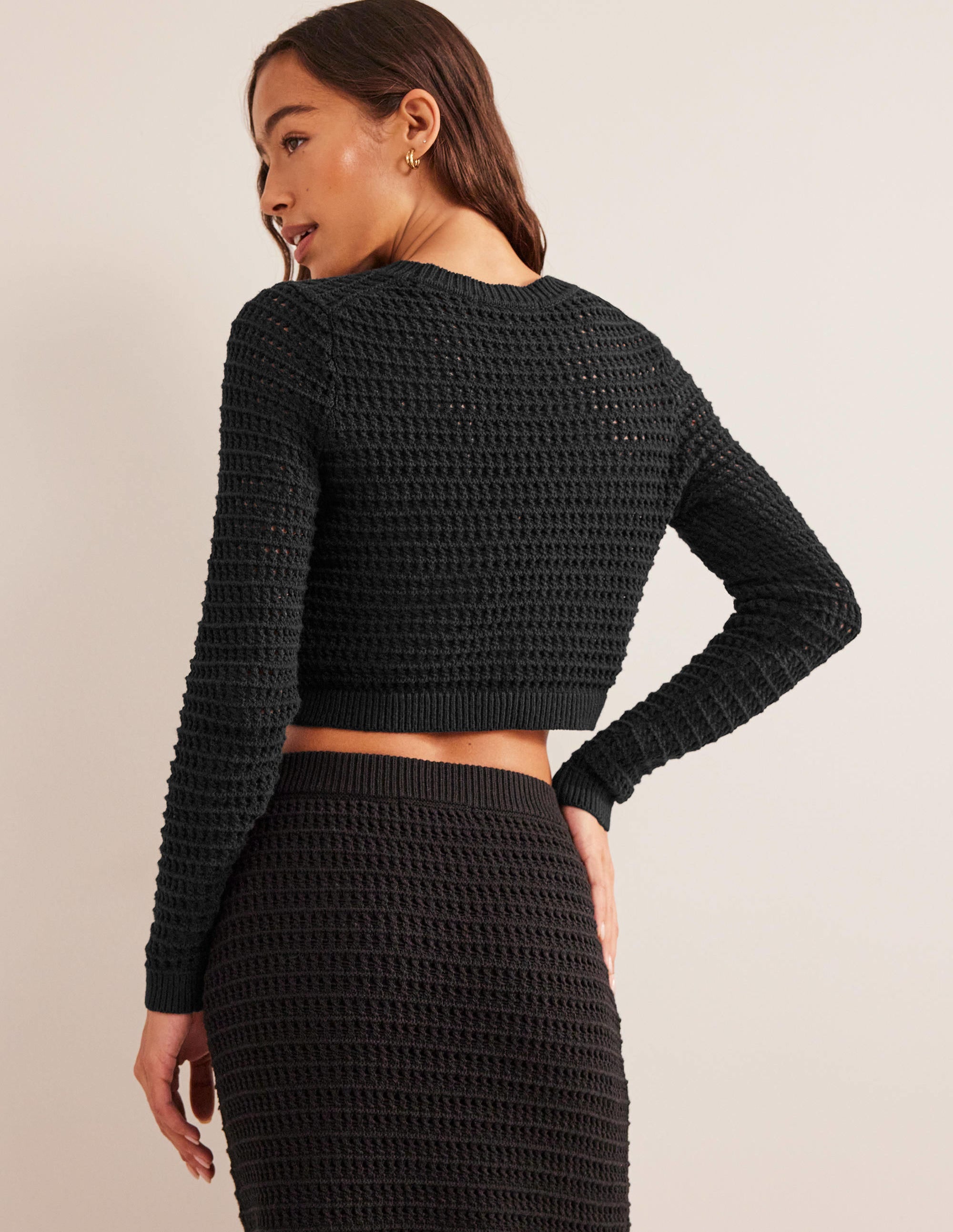 Kurz geschnittener Häkelpullover-Schwarz - Image 3
