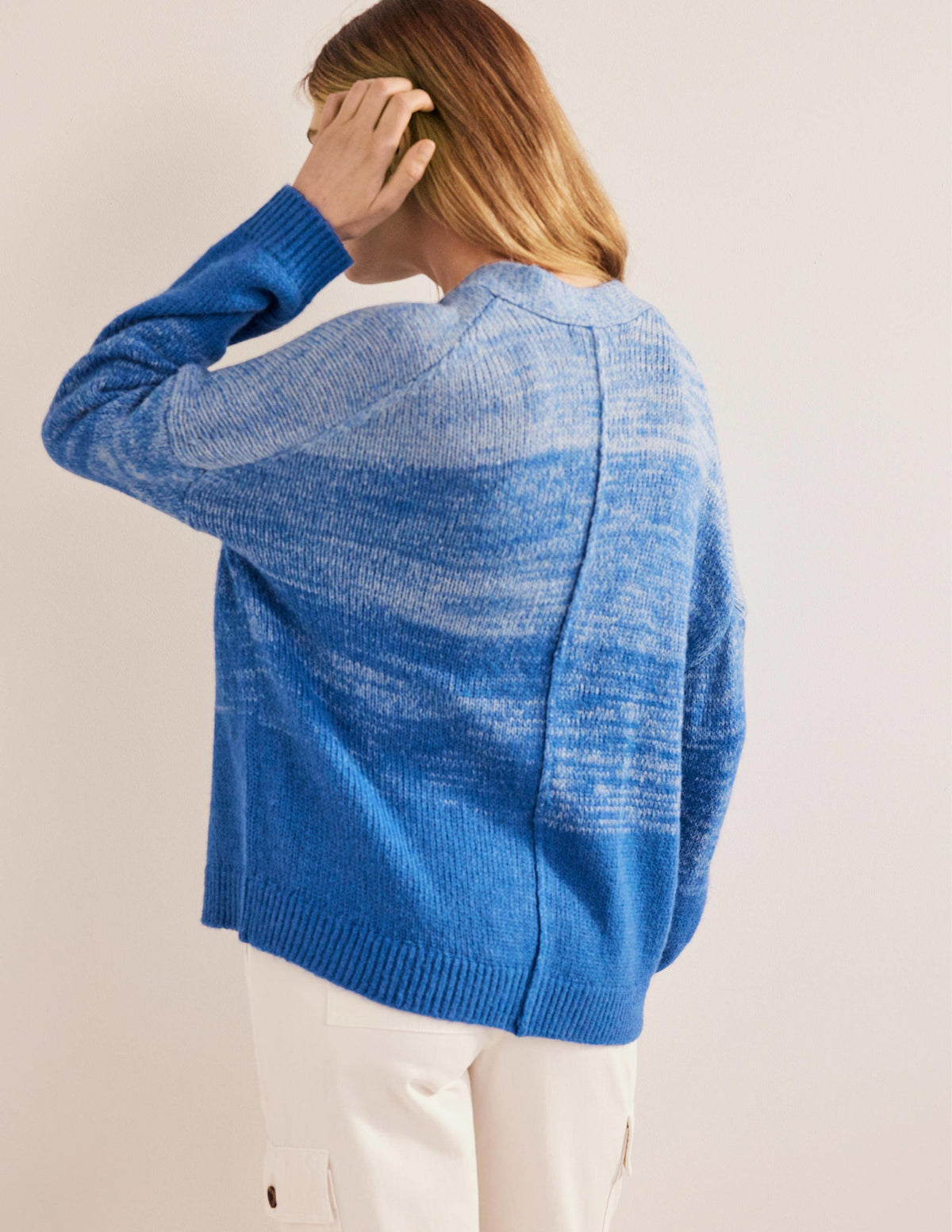 Flauschiger Cardigan-Blau, Farbverlauf - Image 3