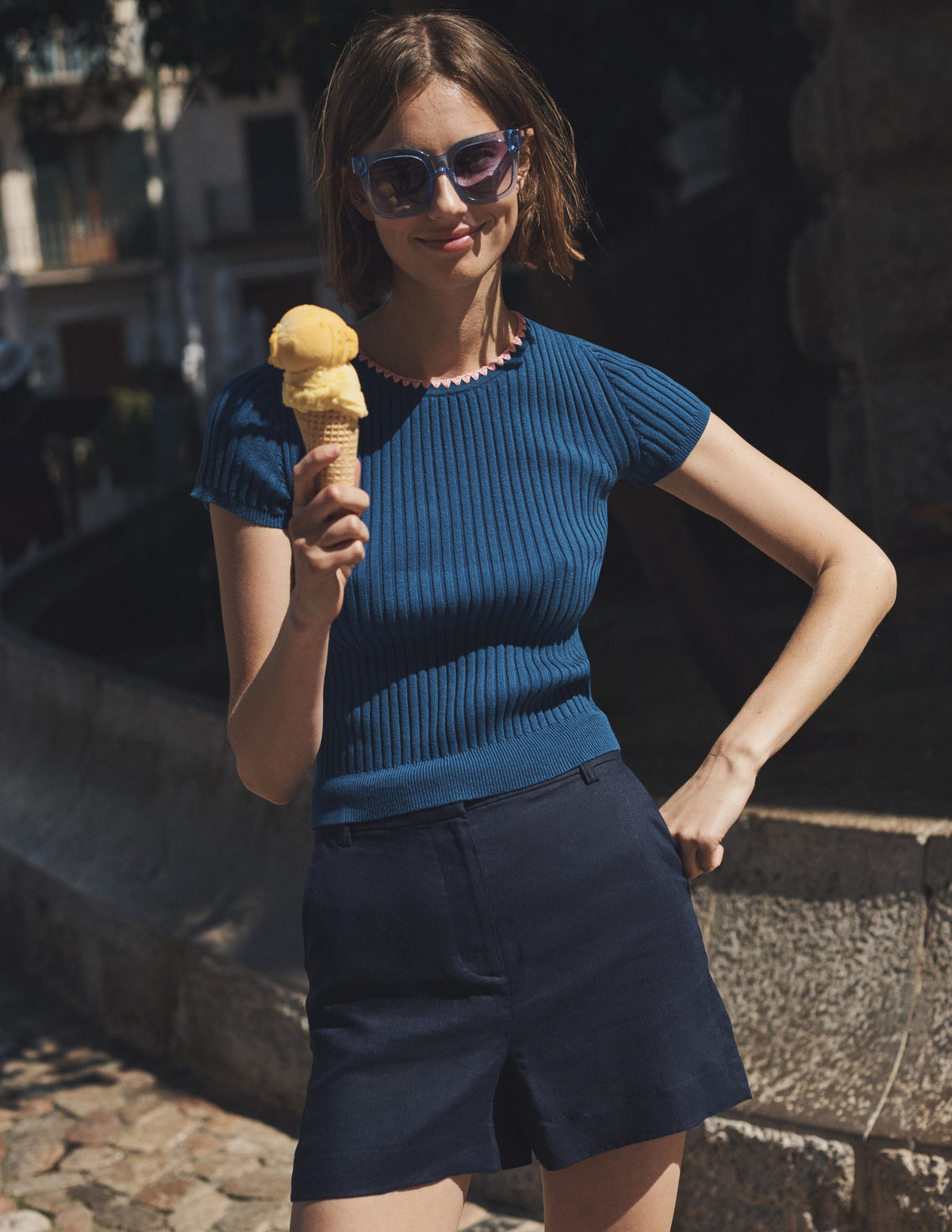 Taillierte Leinenshorts-Marineblau-5