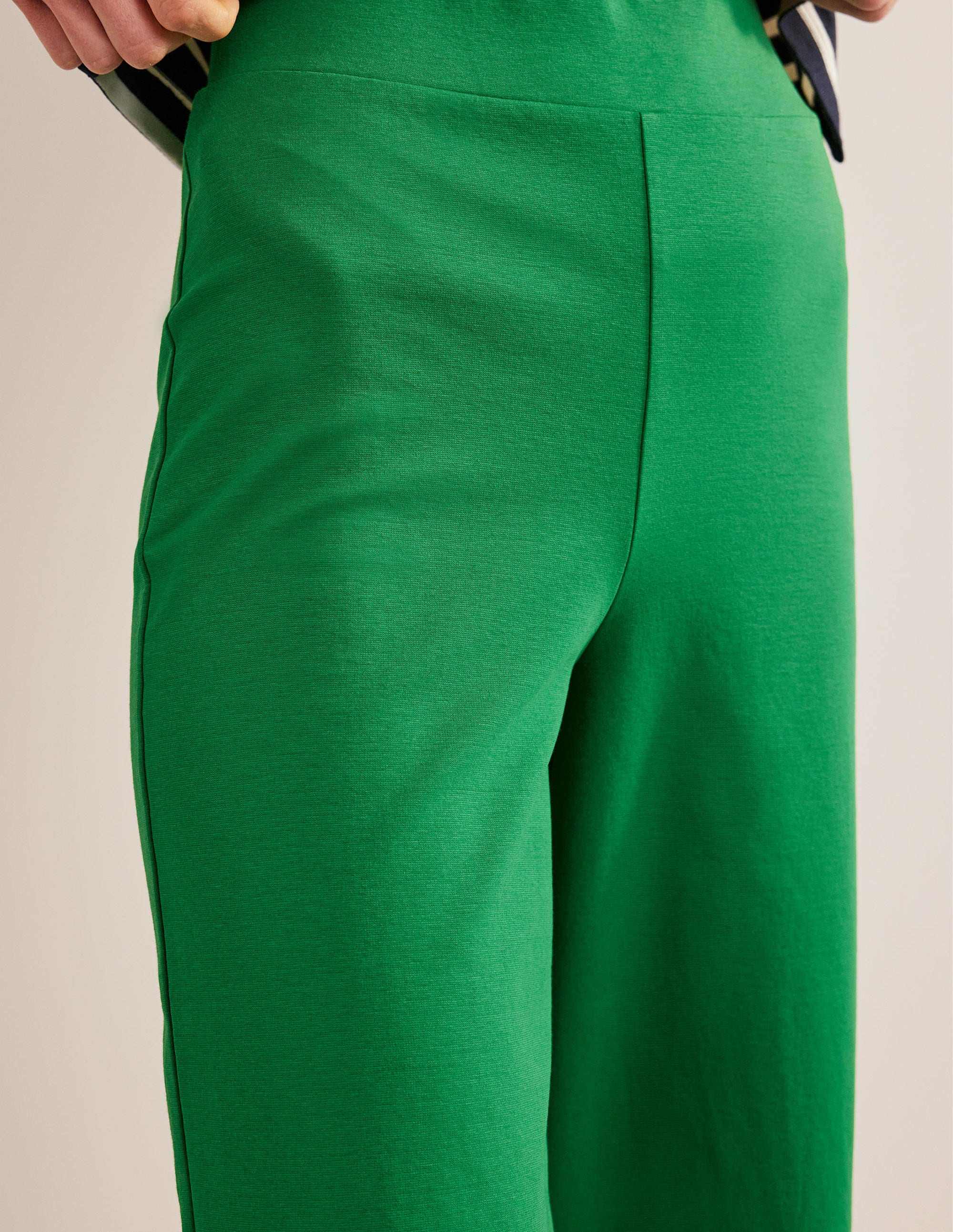 Kurz geschnittene Jerseyhose-Sattes Grün - Image 2