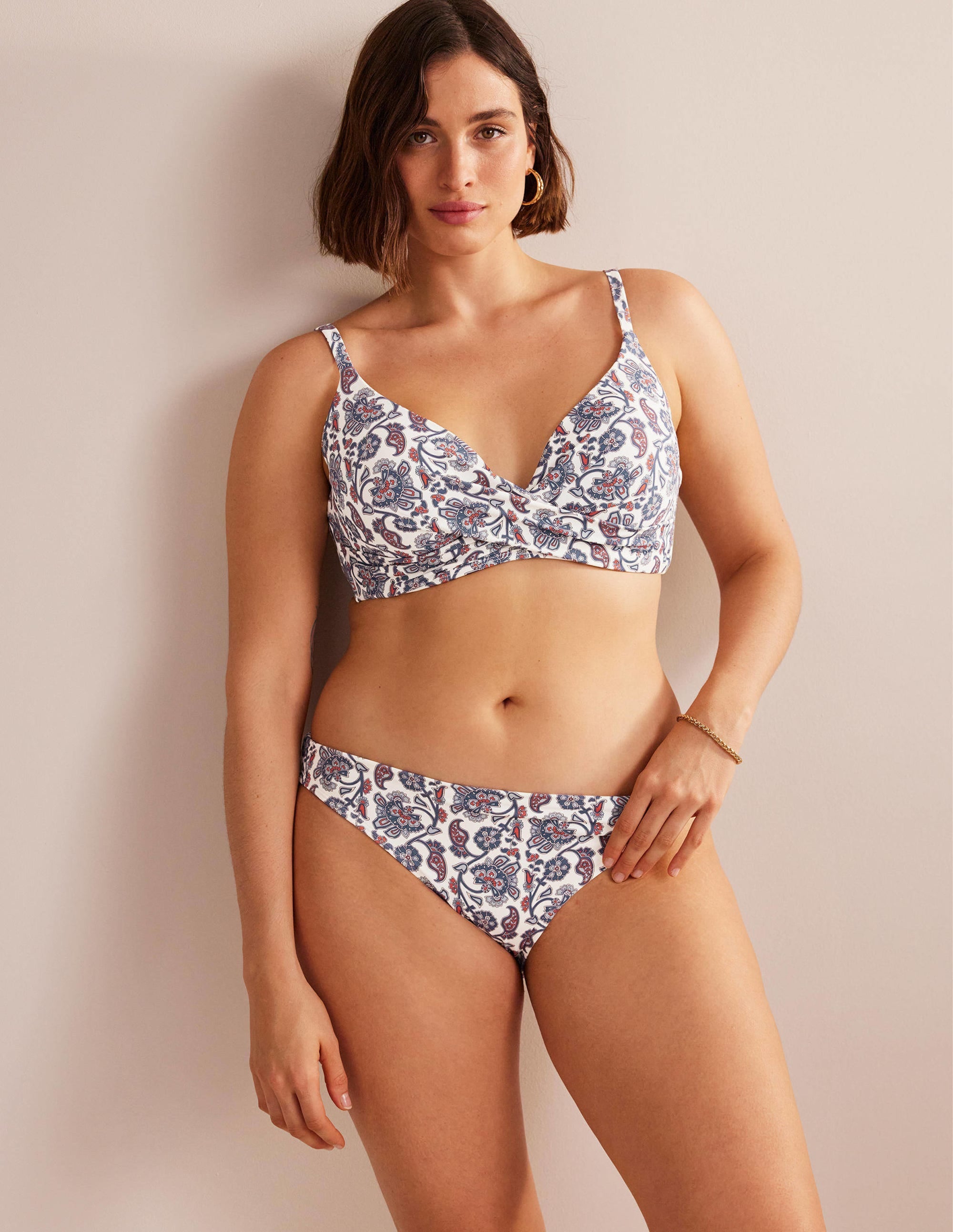 Klassische Bikinihose-Naturweiß/Blau, Paisleymuster - Image 5
