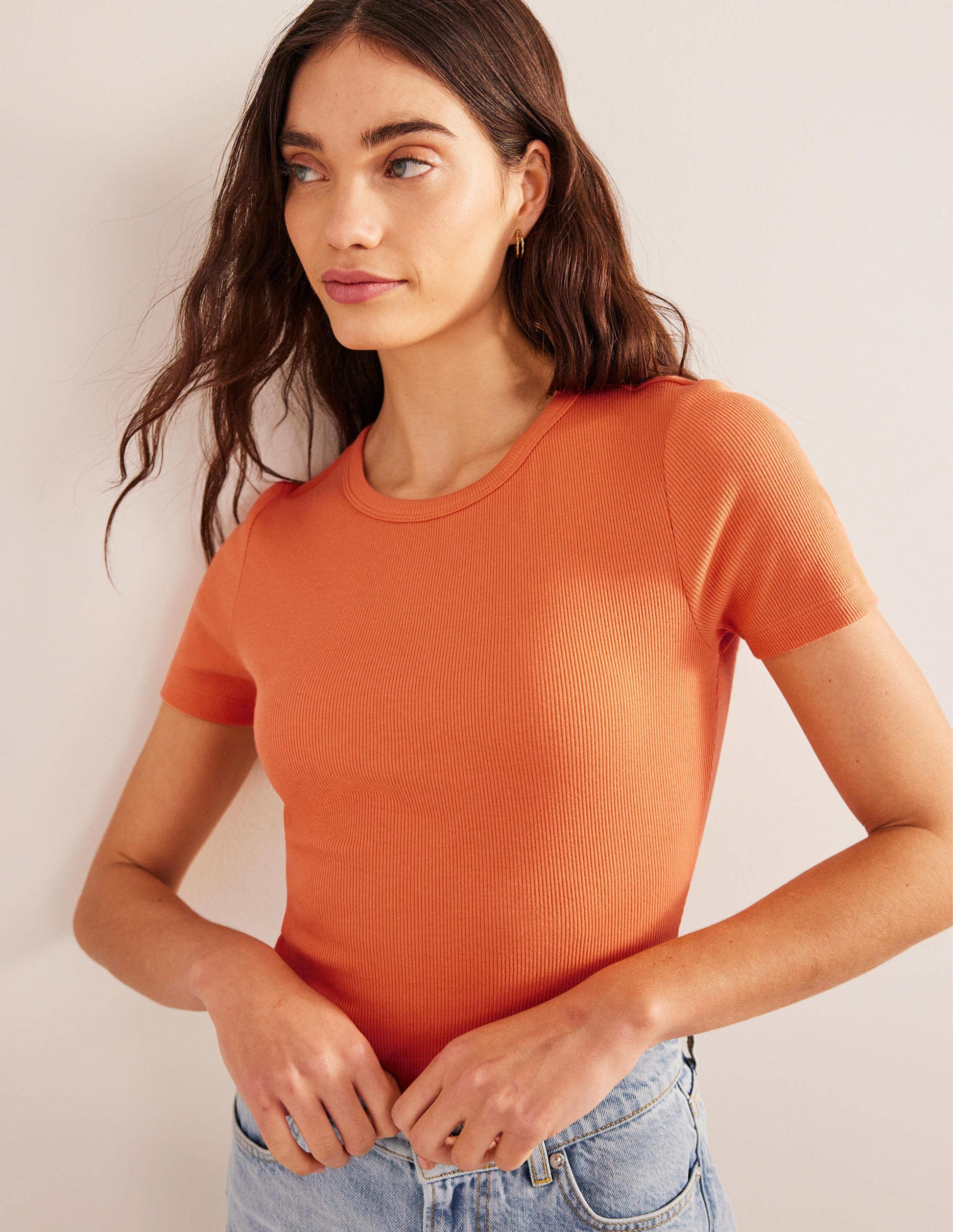 T-Shirt aus Baumwoll-Rippstrick-Gedecktes Orange-4