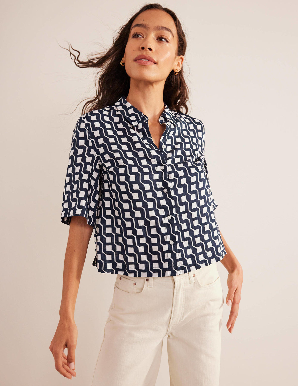 Chemise manches courtes en lin-Bleu marine foncé, motif Cube Geo-4