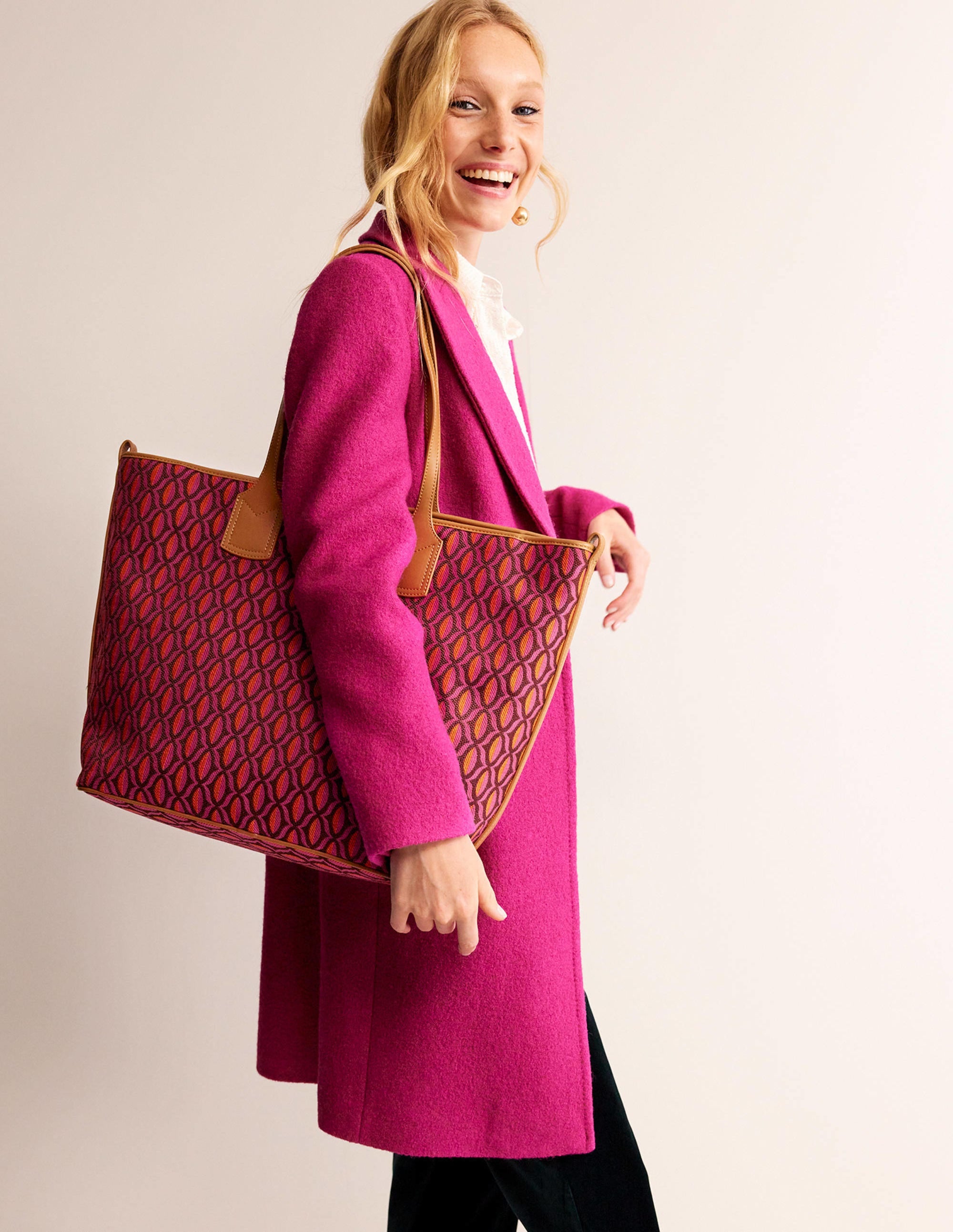 Trapez-Tasche-Rot Geometrisch - Image 1