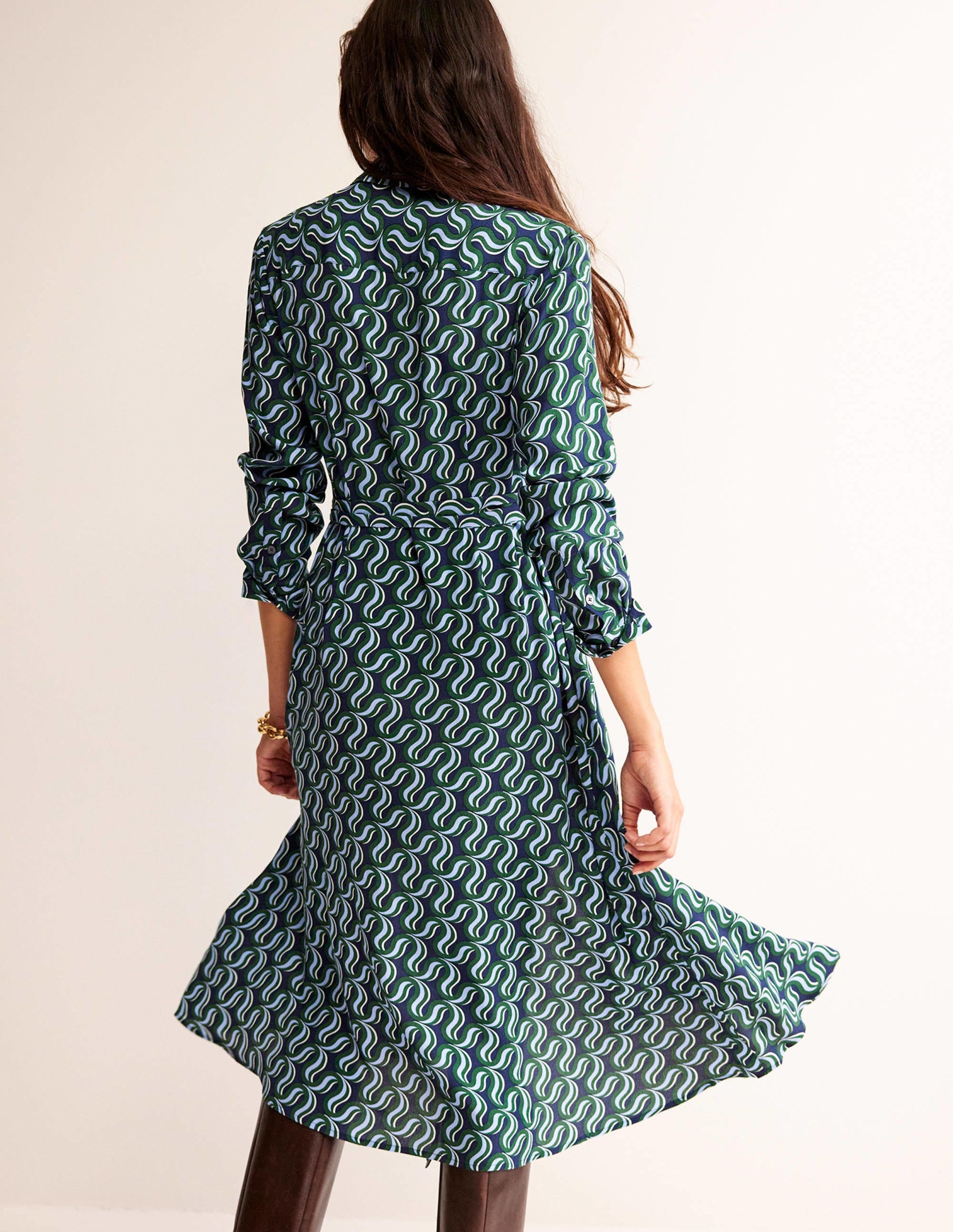 Kate Midi-Hemdblusenkleid-Amazonasgrün, Wellenmuster - Image 3