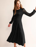 Midikleid mit Ärmelverzierung-Schwarz