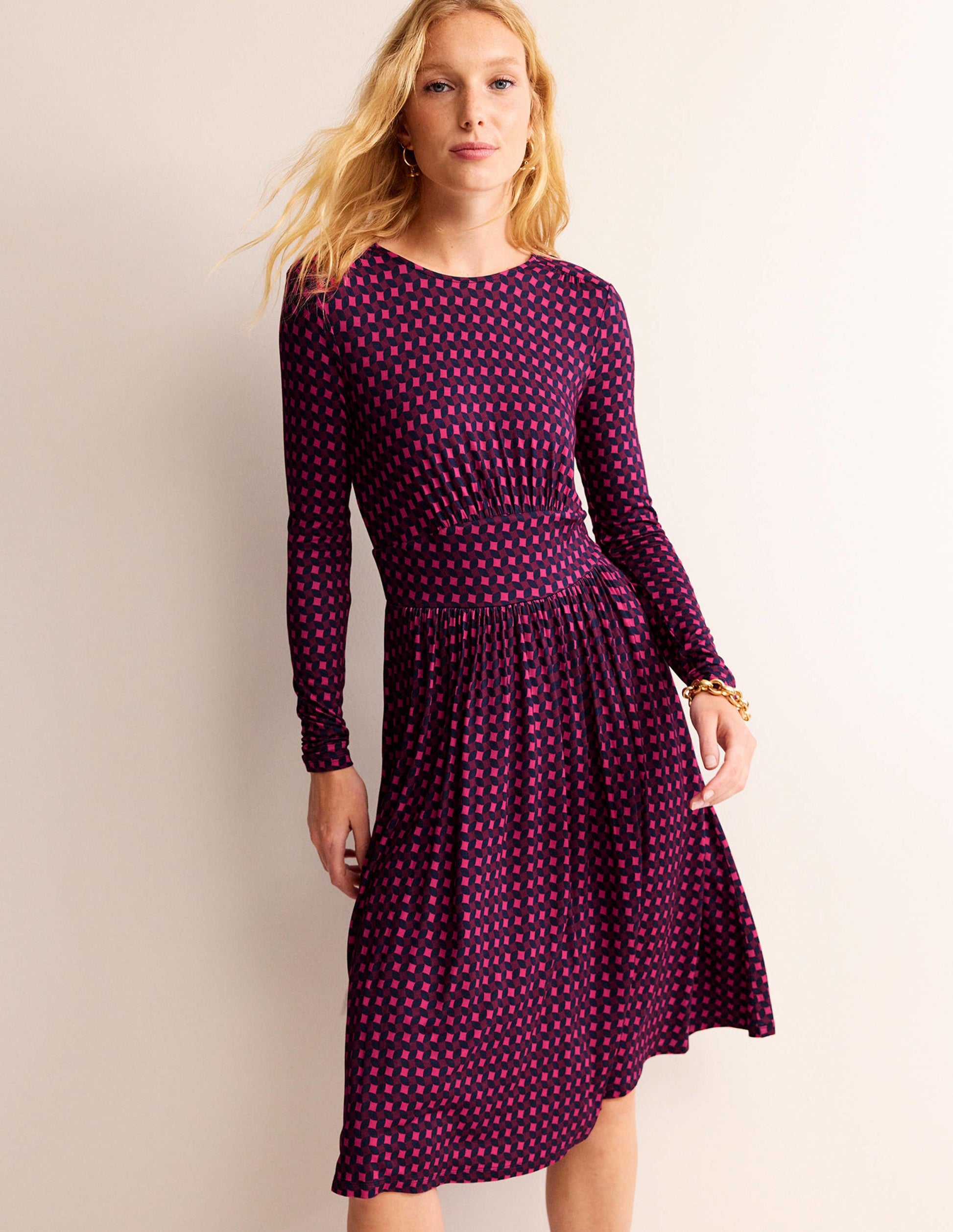 Robe courte Thea en jersey-Rose vif, motif losange abstrait-4