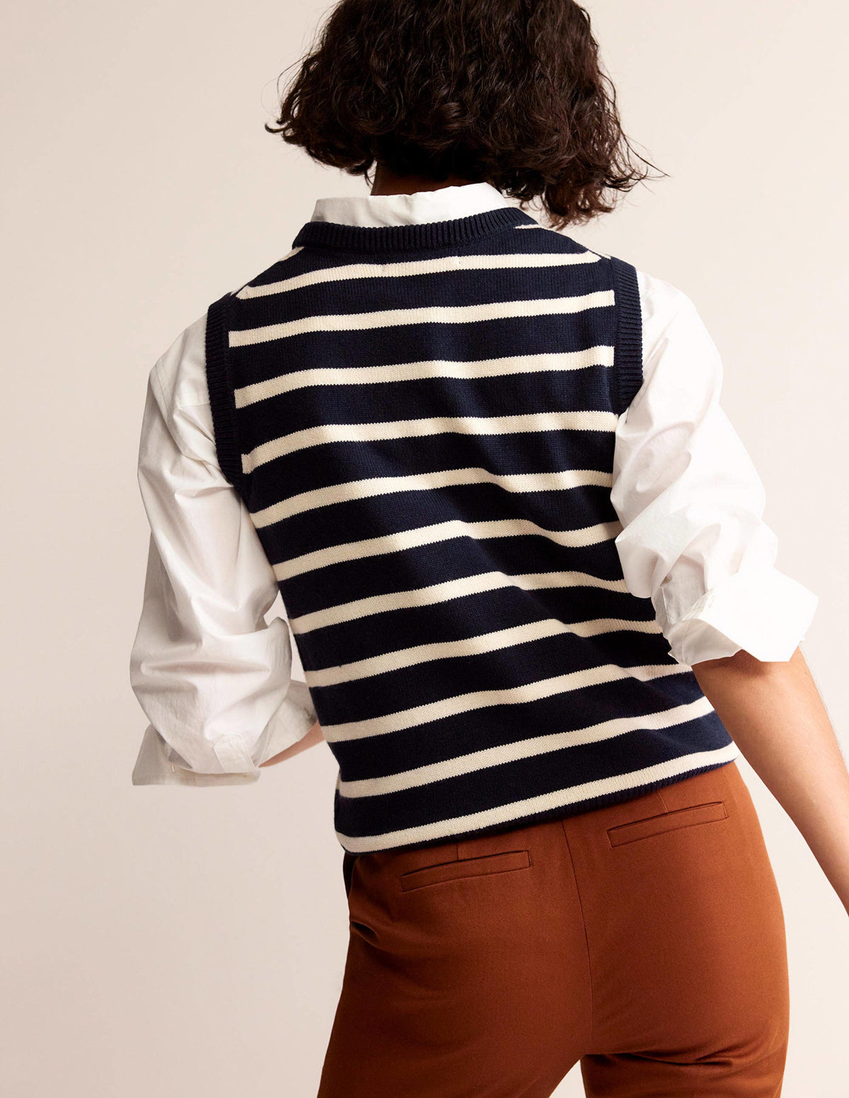 Harriet Top-Marineblau und Naturweiß - Image 3