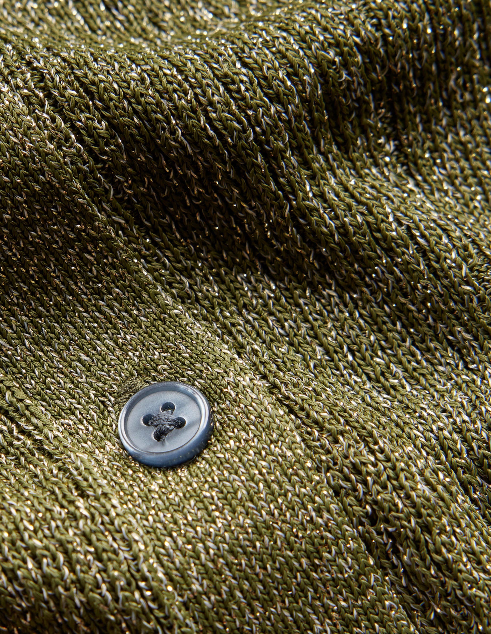 Strickjacke mit Kragen aus glitzerndem Rippstrick-Oliv-Metallic - Image 6