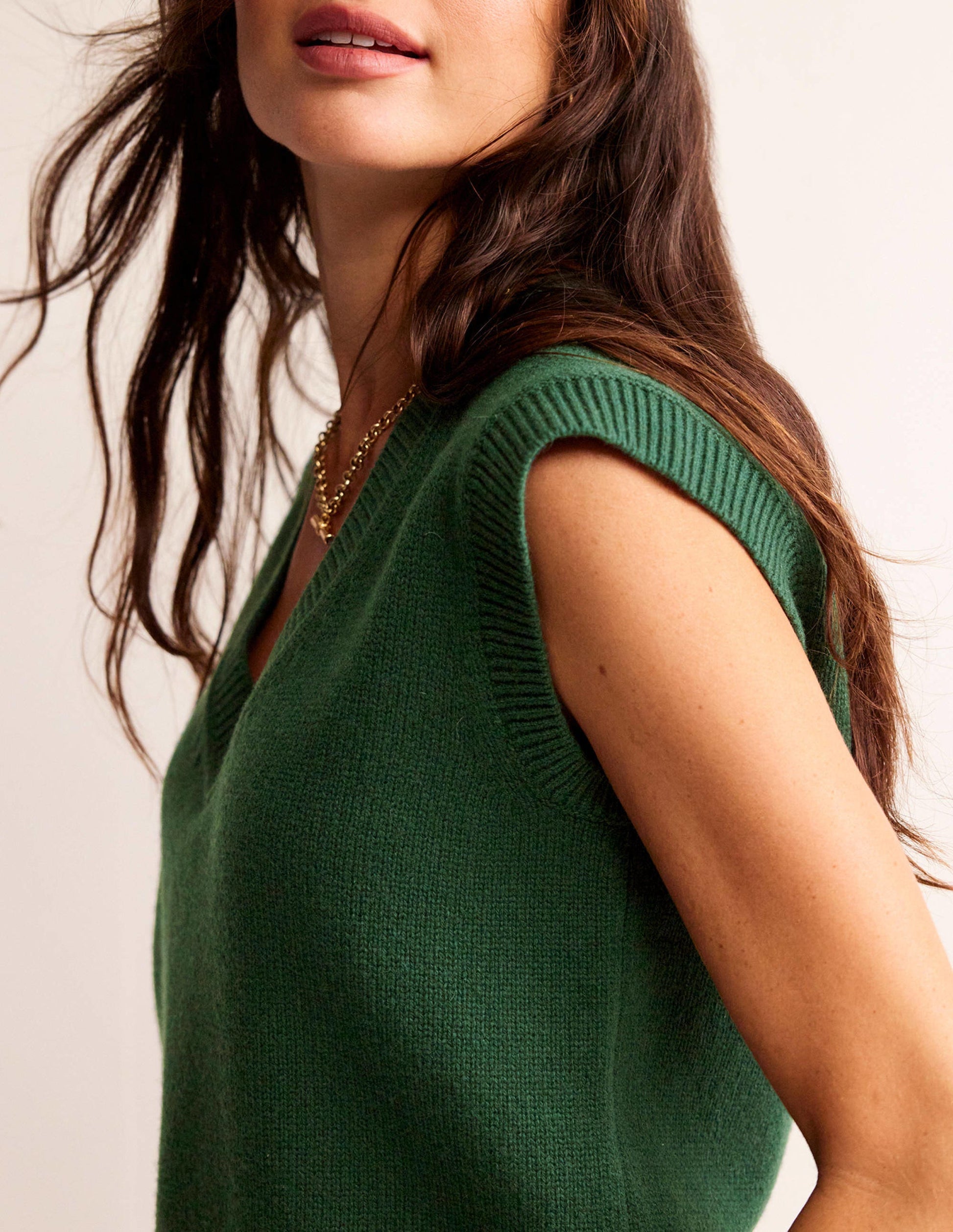 Olivia Merino-Pullunder-Chatsworth-Grün-2