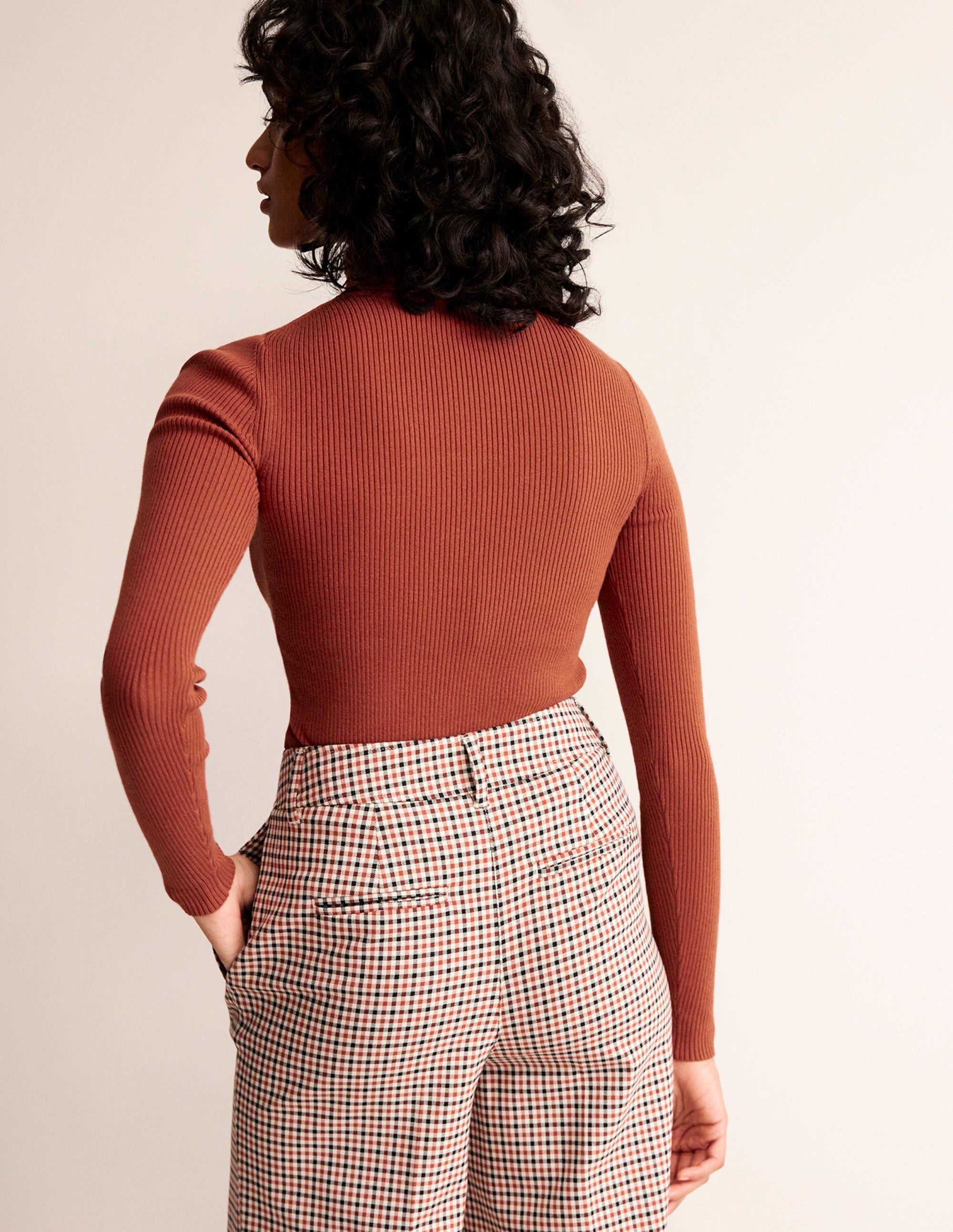 Catriona Rollkragenpullover-Kastanienbraun - Image 3