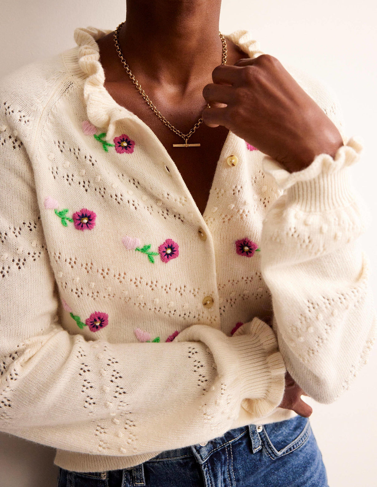 Strickjacke mit floraler Stickerei-Warmes Naturweiß-2