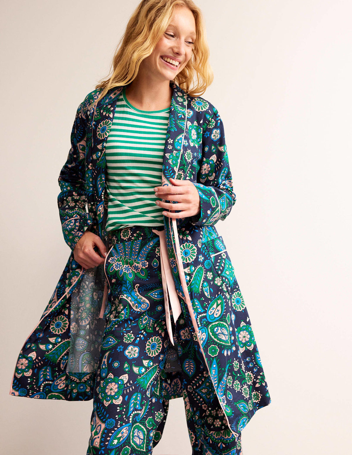 Robe de chambre en satinette de coton-Multi, motif Azalea Bloom - Image 1