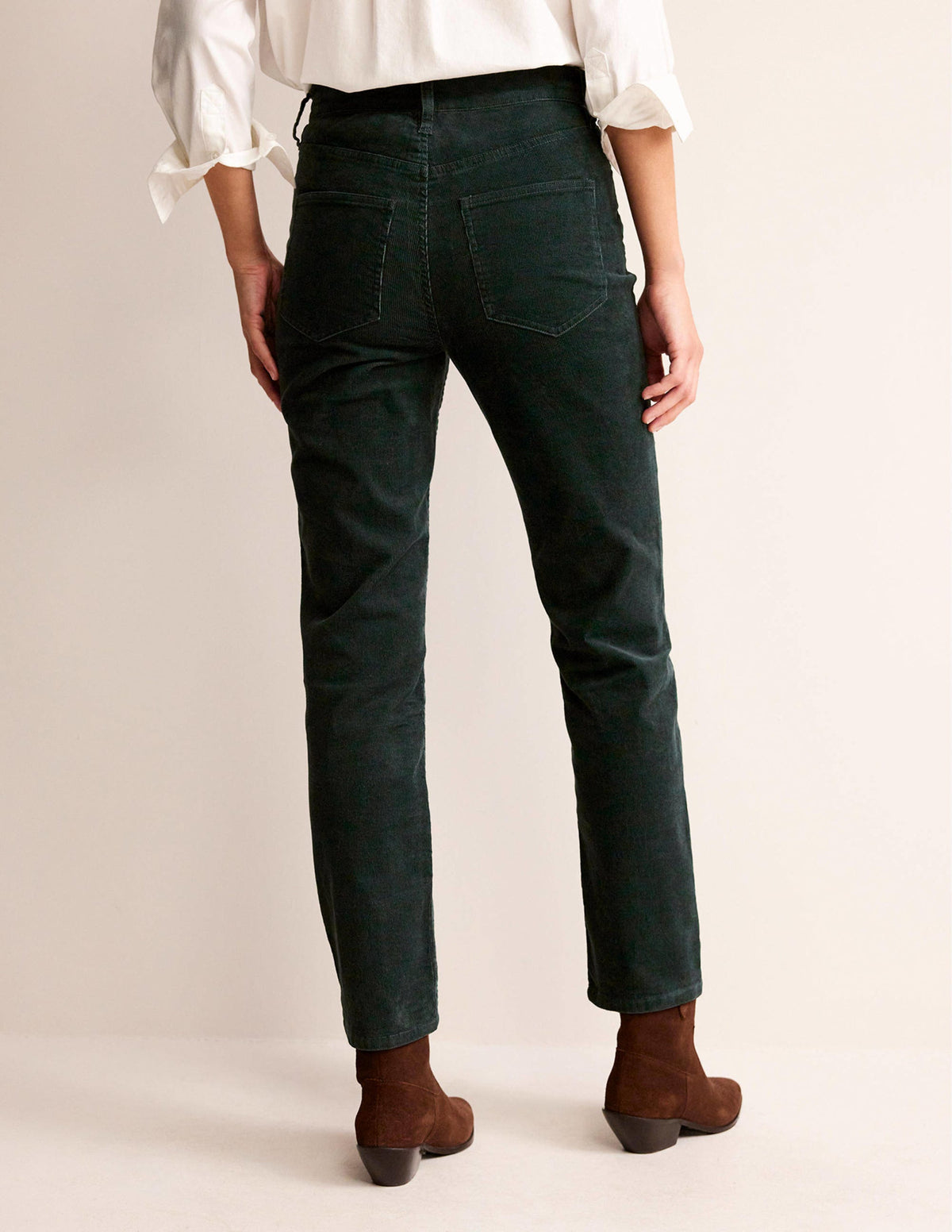 Schmal geschnittene Cord-Jeans mit 5 Taschen-Chatsworth-Grün-3