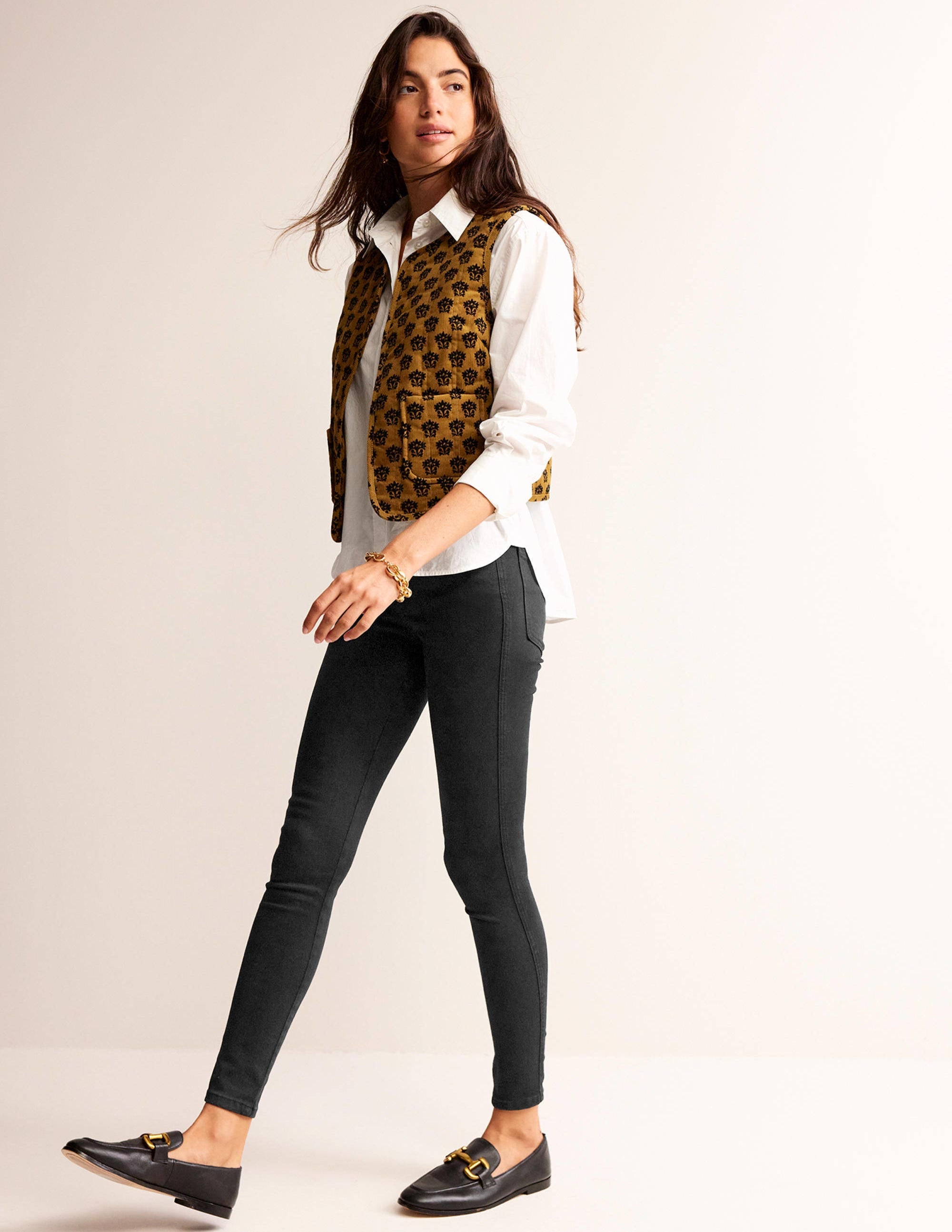 Elegante Röhrenjeans mit mittelhohem Bund-Schwarz - Image 1