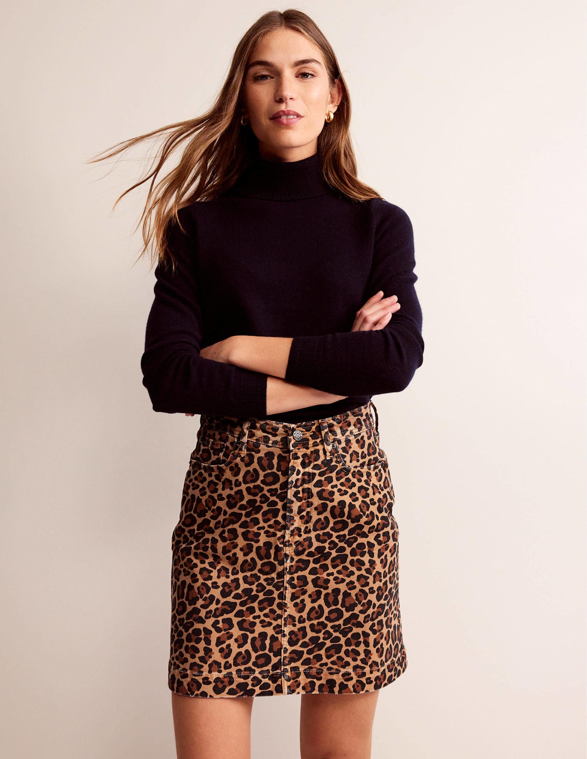 Nell Minirock mit Muster-Kamelbraun, Gepard Pop - Image 1