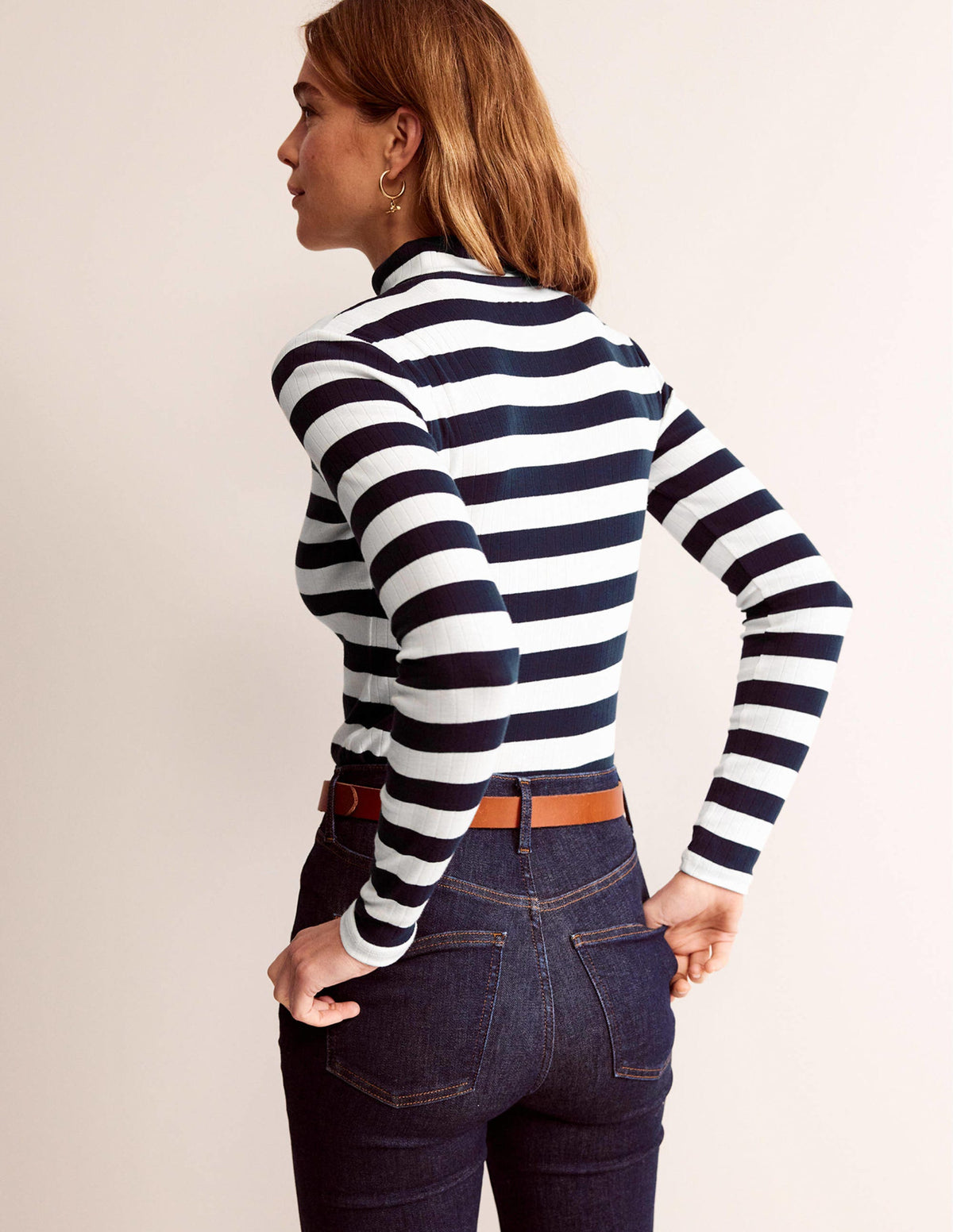 Anna Oberteil aus Rippstrick mit Rollkragen-Marineblau, Naturweiß - Image 3