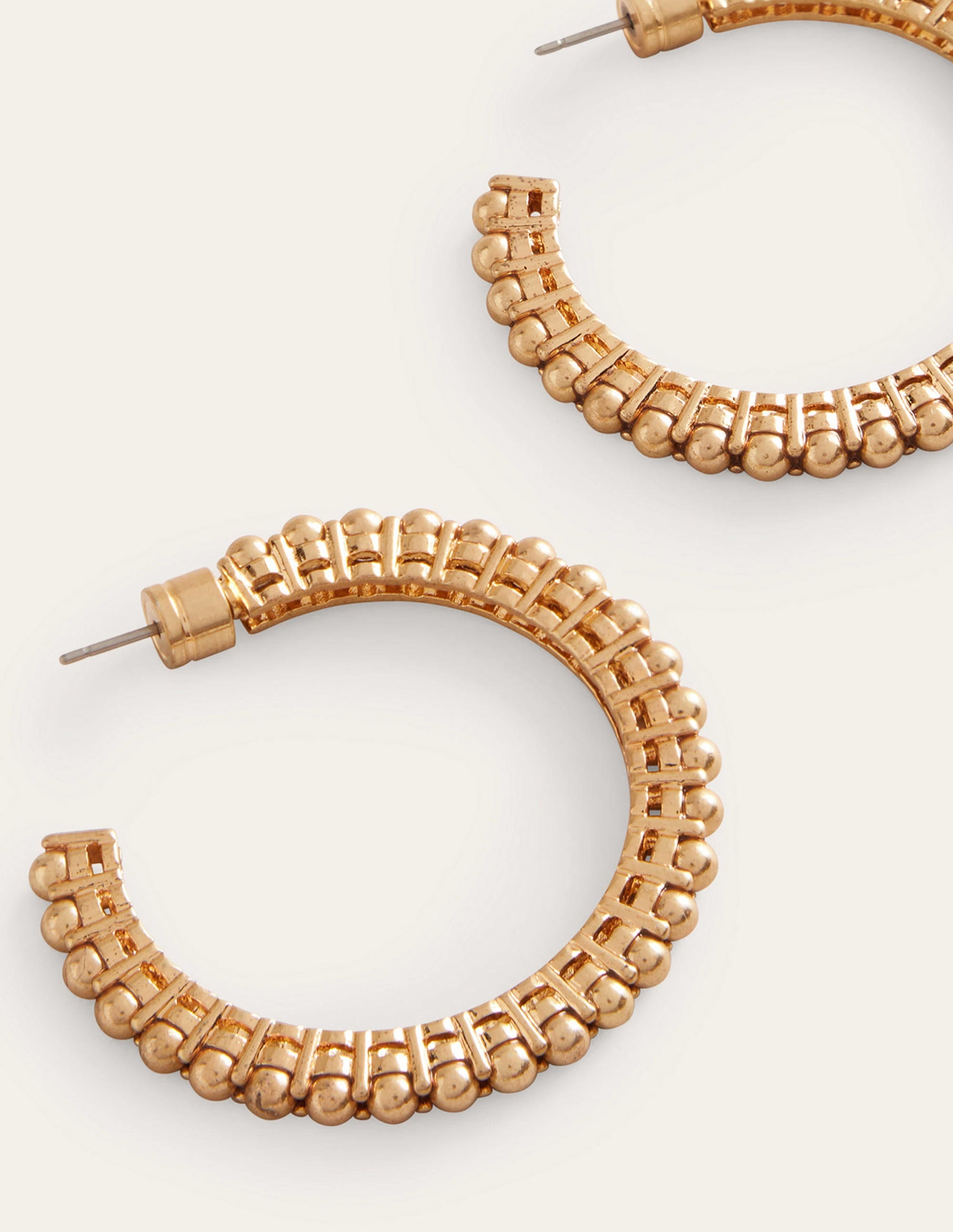 Doppelte Creolen mit Perlendetails-Gold - Image 3