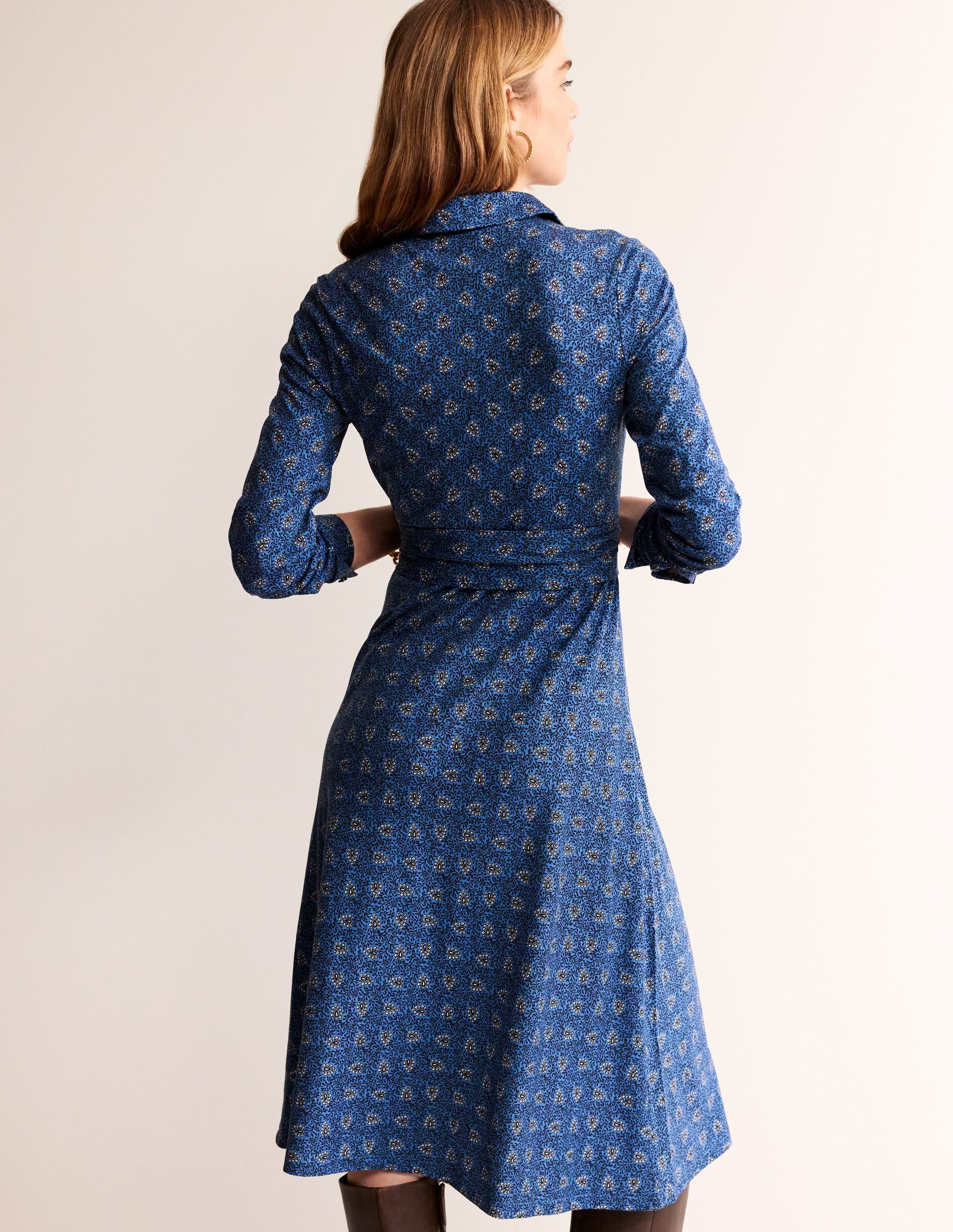 Robe-chemise midi Laura en jersey-Bleu azur, motif Celosia Bud - Image 3