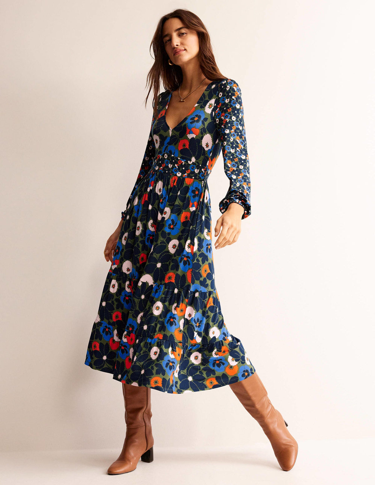 Kuddelmuddel Midikleid mit V-Ausschnitt-Wintermoos, Bloomsbury Pop-1