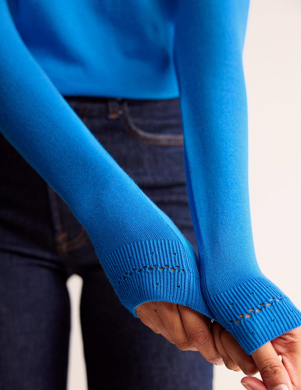Catriona Pullover aus Baumwolle mit Rundhalsausschnitt-Leuchtendes Blau-3