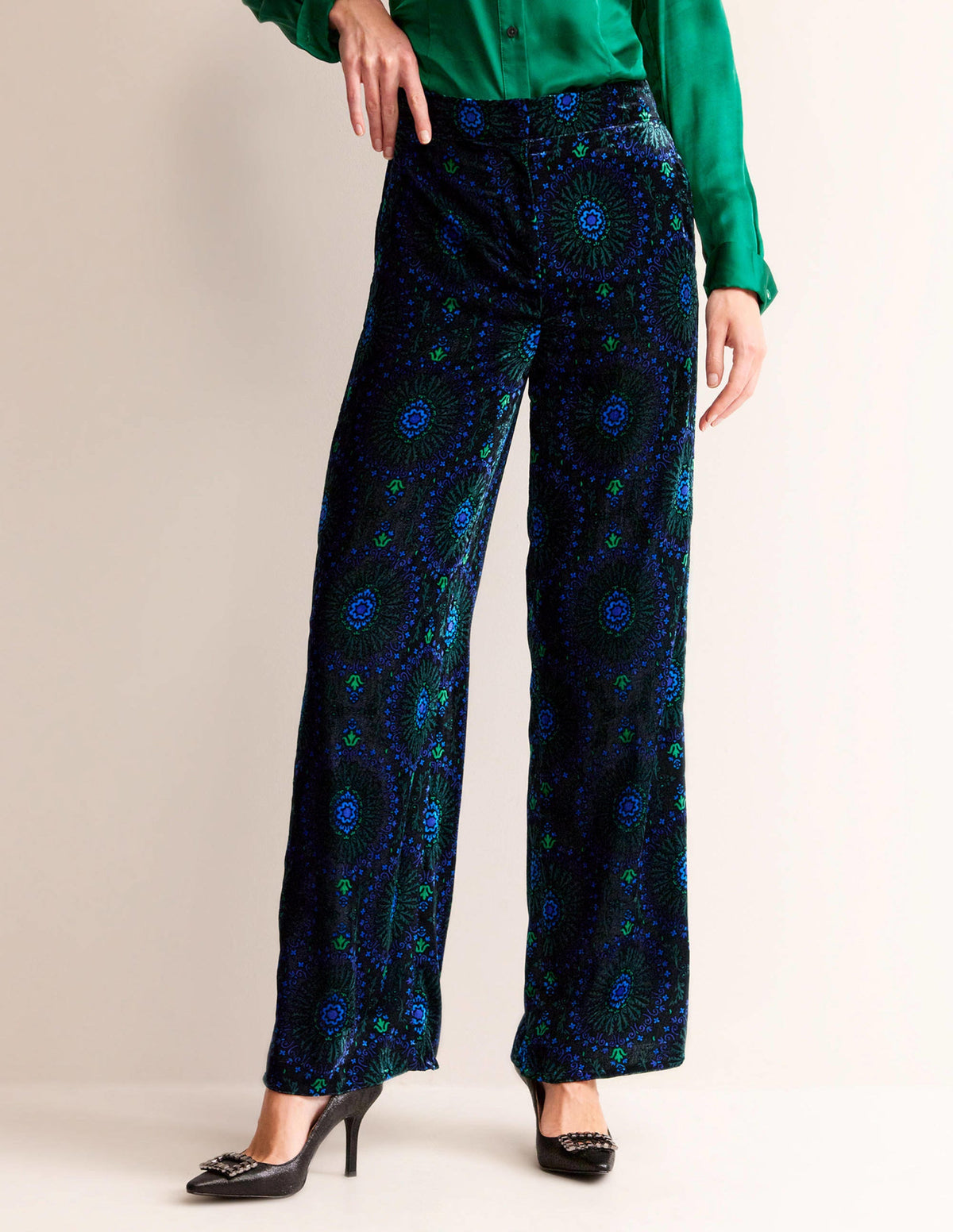Westbourne Velvet Trousers-Black, Artizian Geo-4