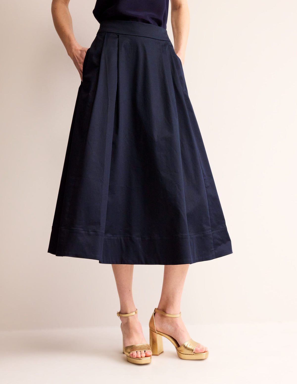 Jupe Isabella en satin de coton-Bleu marine - Image 4