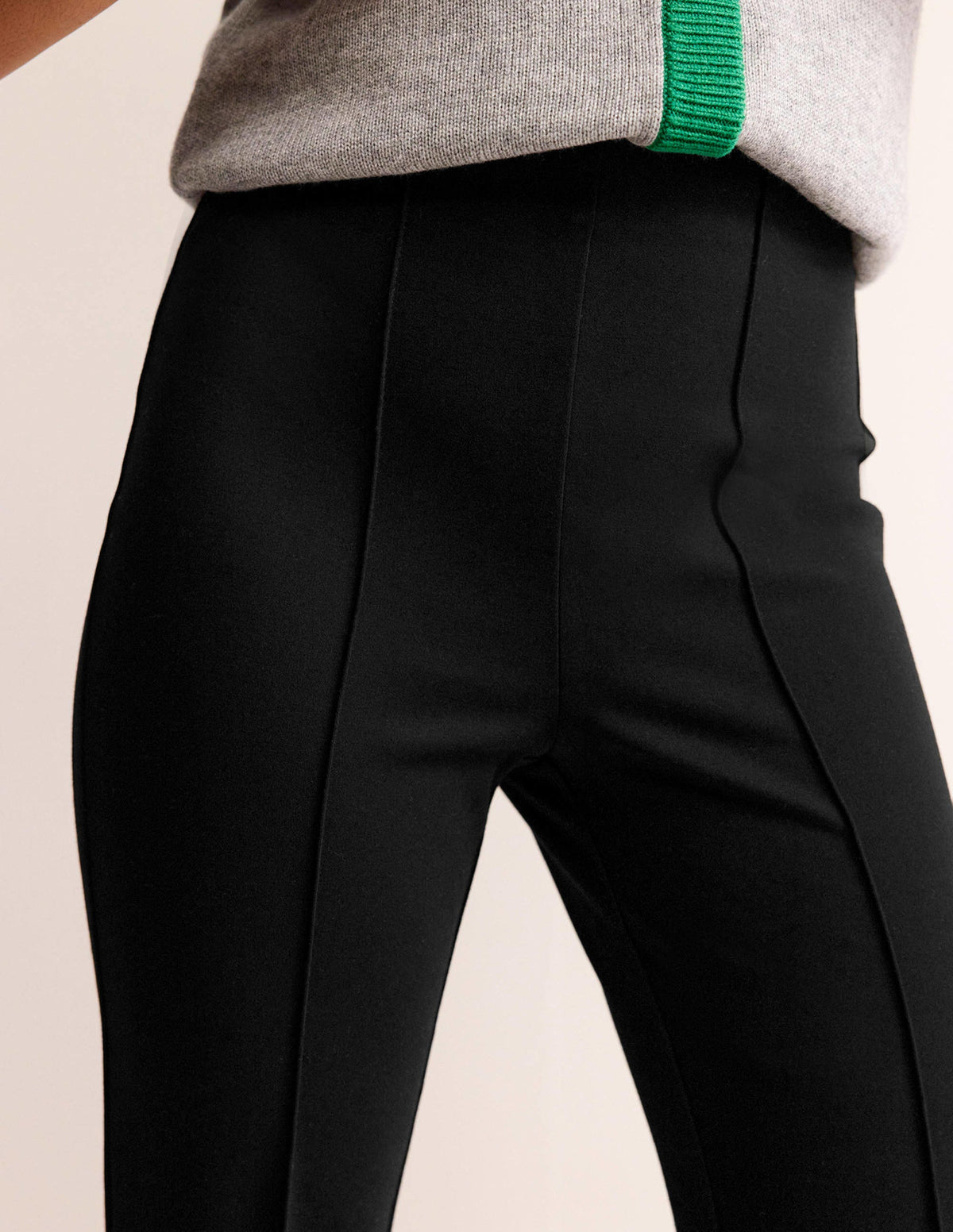 Ausgestellte Ponte-Hose zum Hineinschlüpfen-Schwarz - Image 2