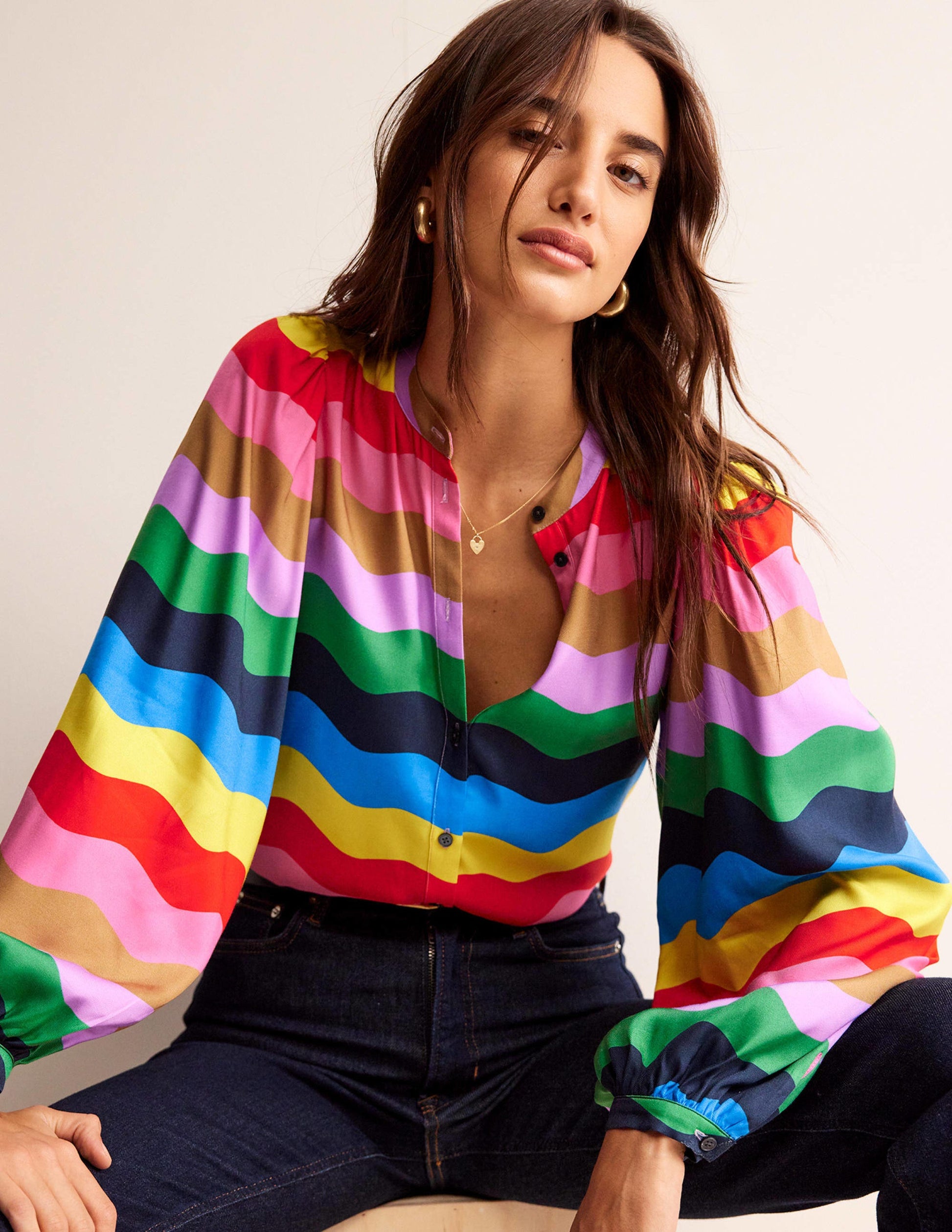 Bluse mit Blousonärmeln-Bunt, Regenbogenwelle-1