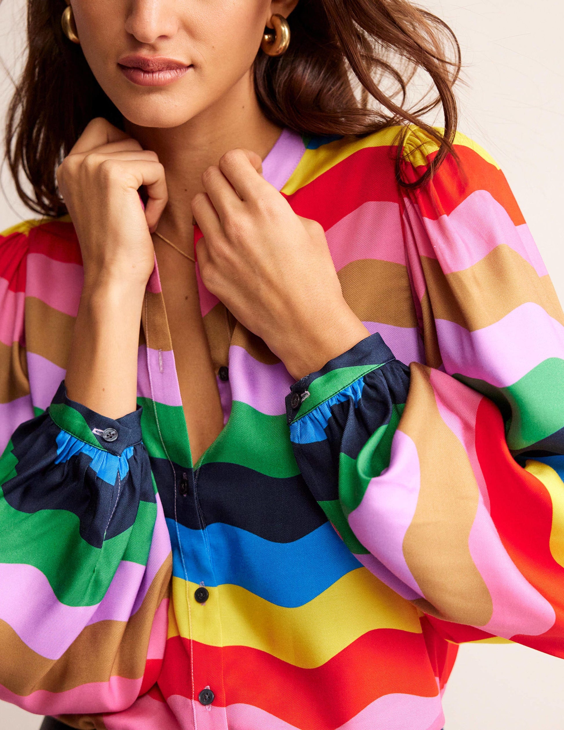 Bluse mit Blousonärmeln-Bunt, Regenbogenwelle-2