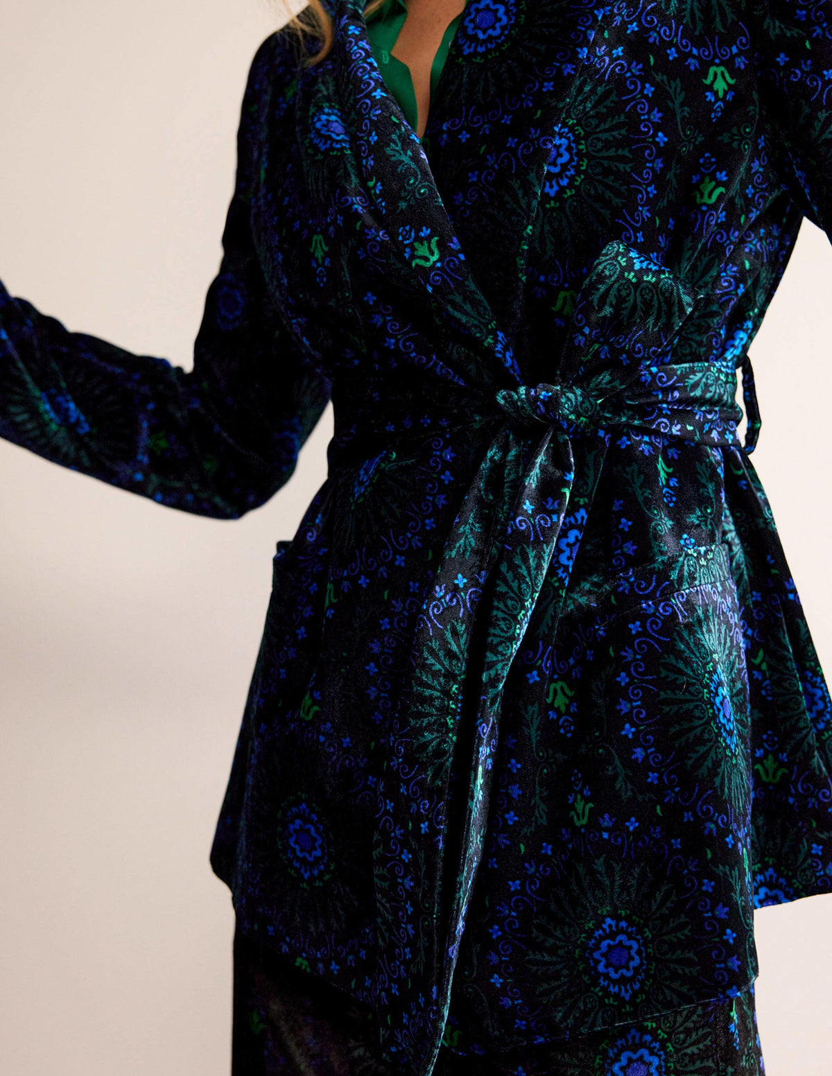 Veste nouée à la taille en velours-Noir, motif Artizian Geo - Image 4
