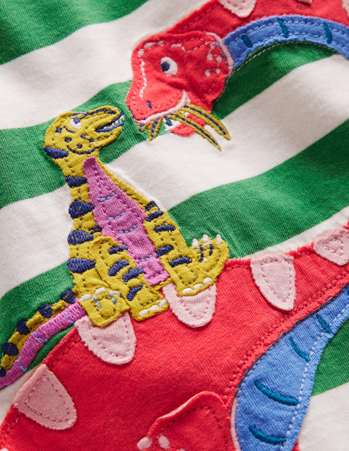 T-Shirt mit Applikationen vorne und hinten-Kleegrün Dino-Familie-3