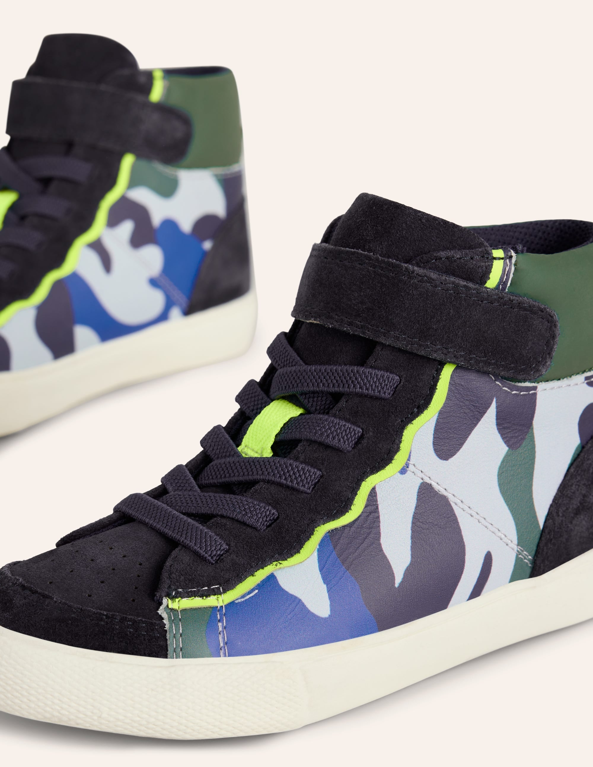 Hochgeschnittene Sneaker aus Leder-Eisvogelblau Tarnmuster - Image 3