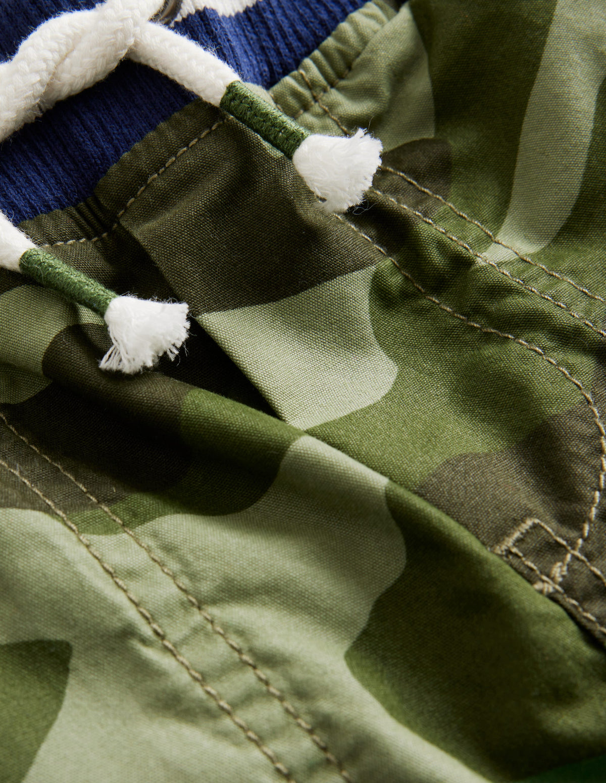 Short d'aventurier-Camouflage vert ton sur ton - Image 3