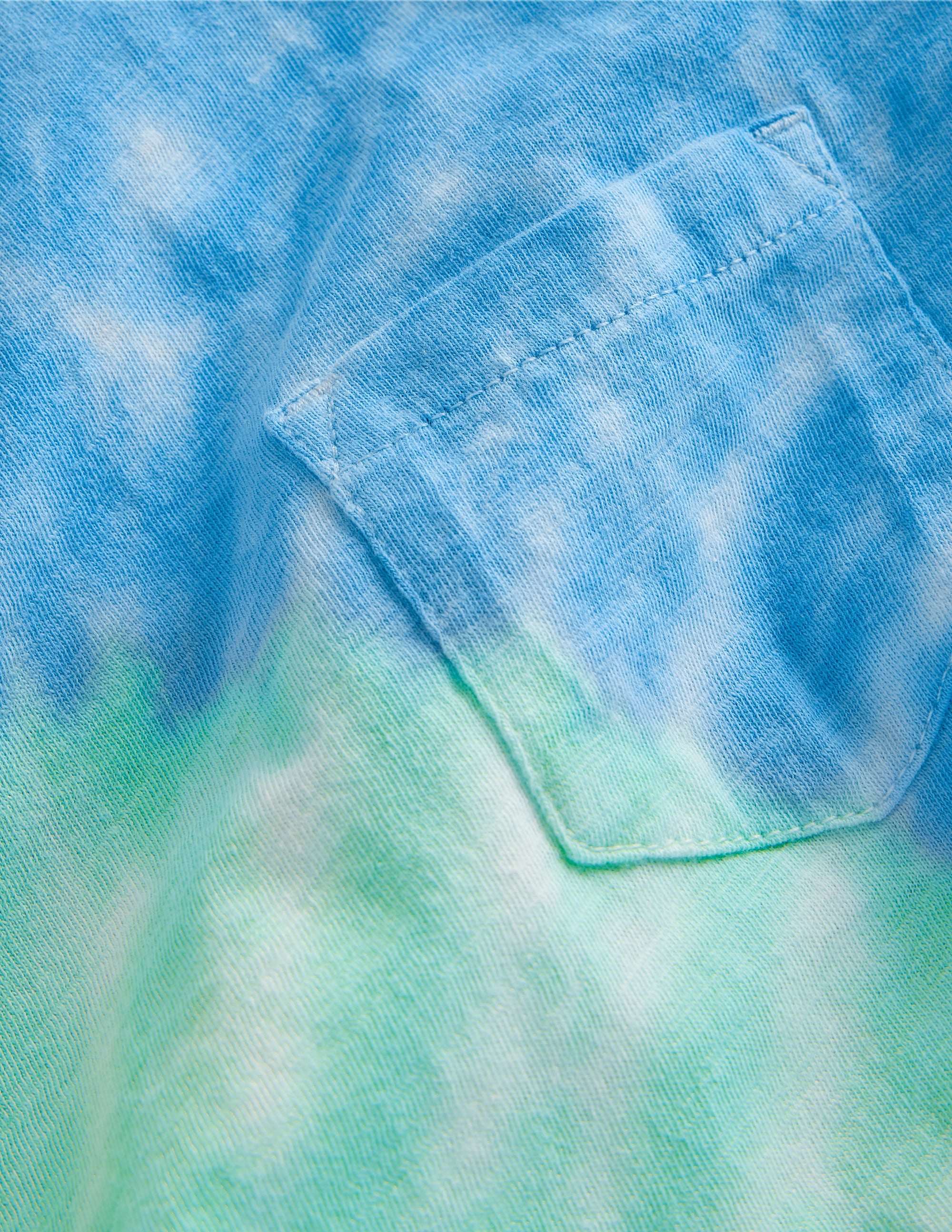 Batik-T-Shirt-Blau Batik - Image 3