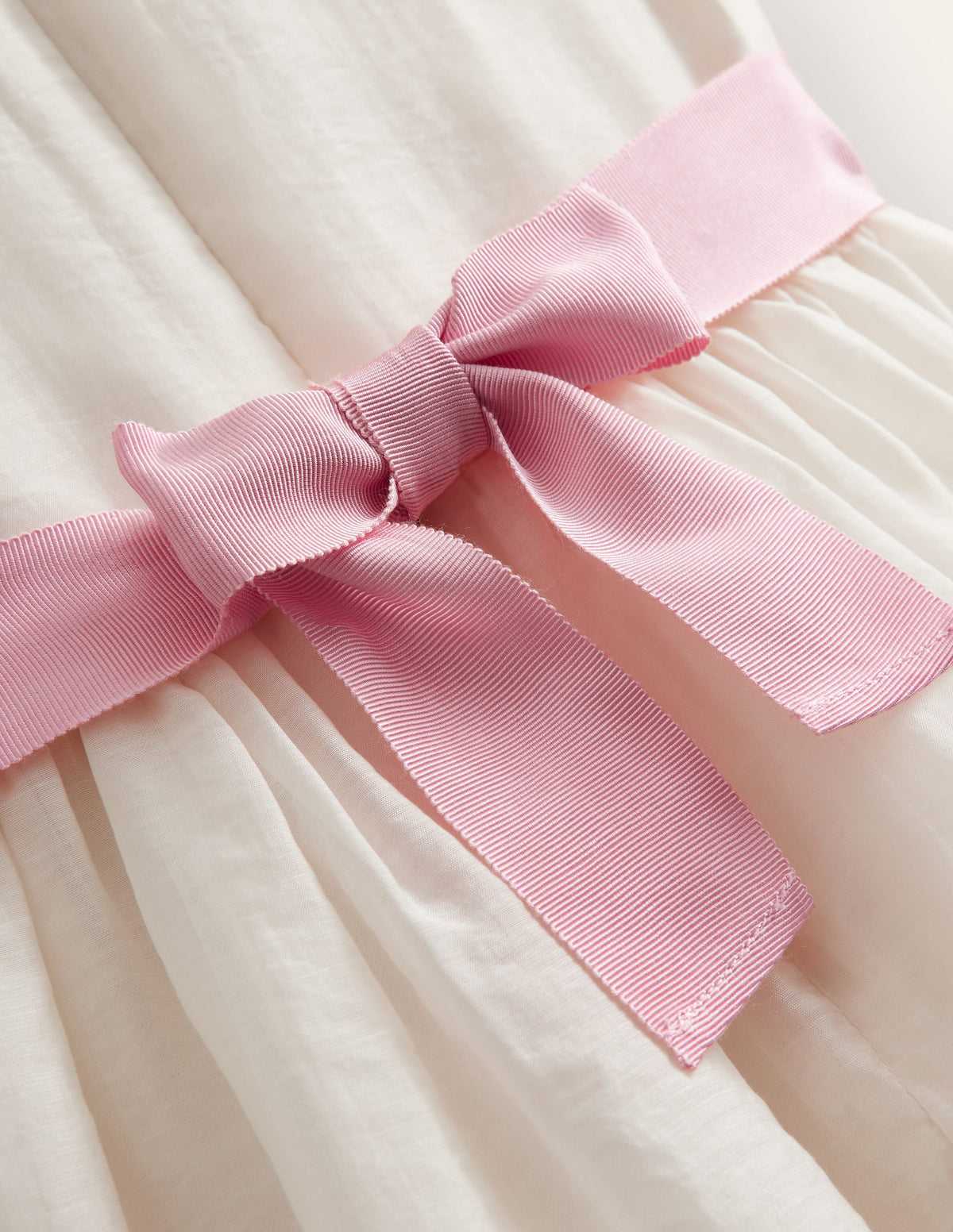 Robe aérienne en organza-Ivoire-3