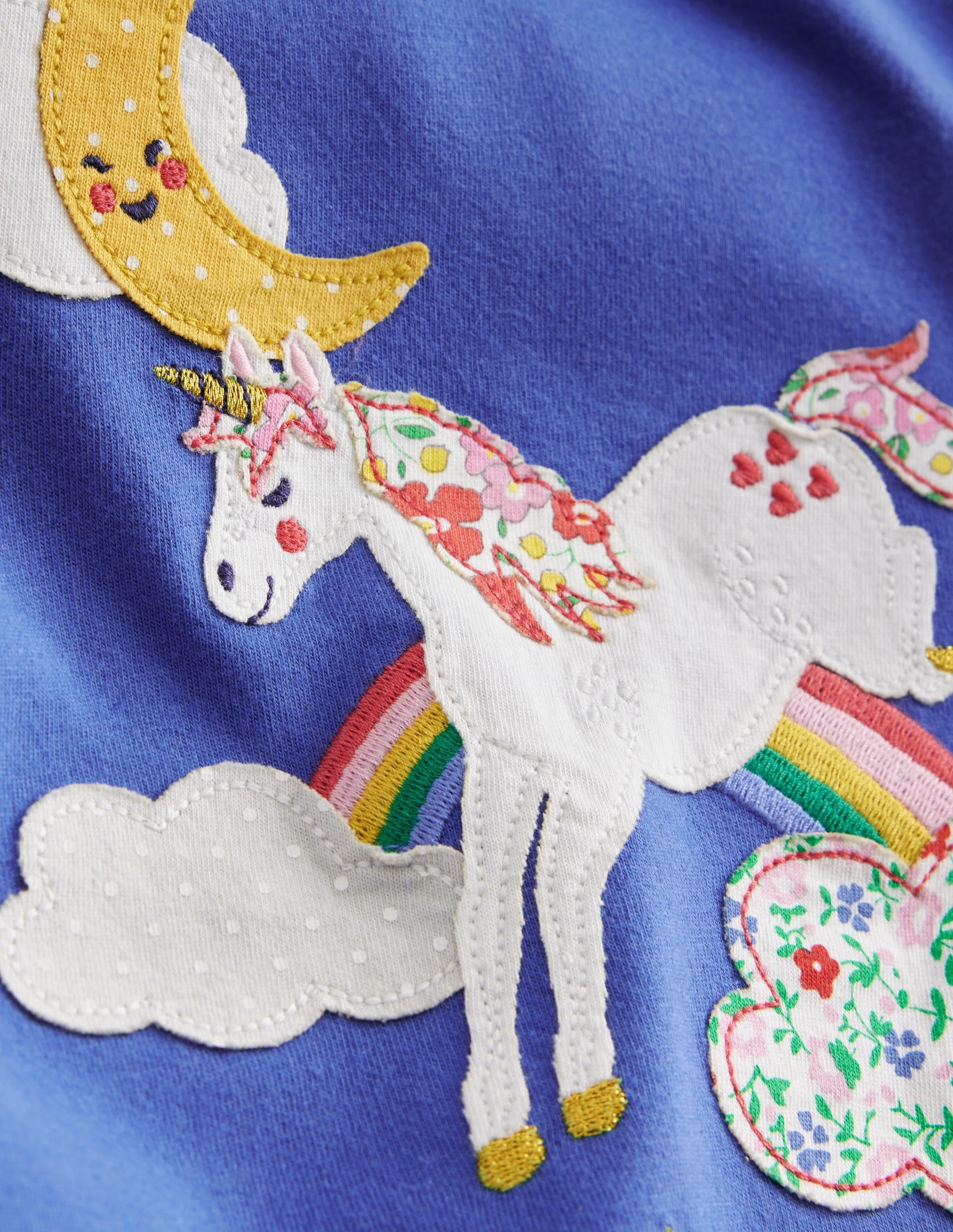 T-Shirt mit Puffärmeln und Applikation-Blauhäher Einhorn - Image 3