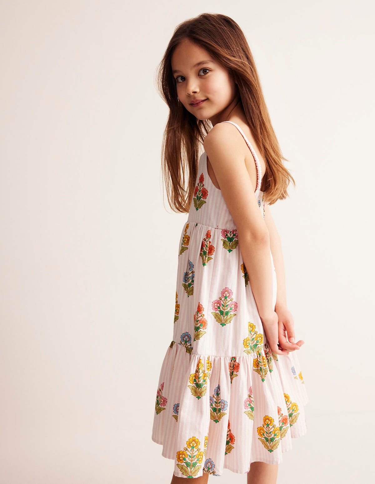 Gestuftes Sommerkleid zum Herumwirbeln-Rosa Holzblock Blumenmuster - Image 1