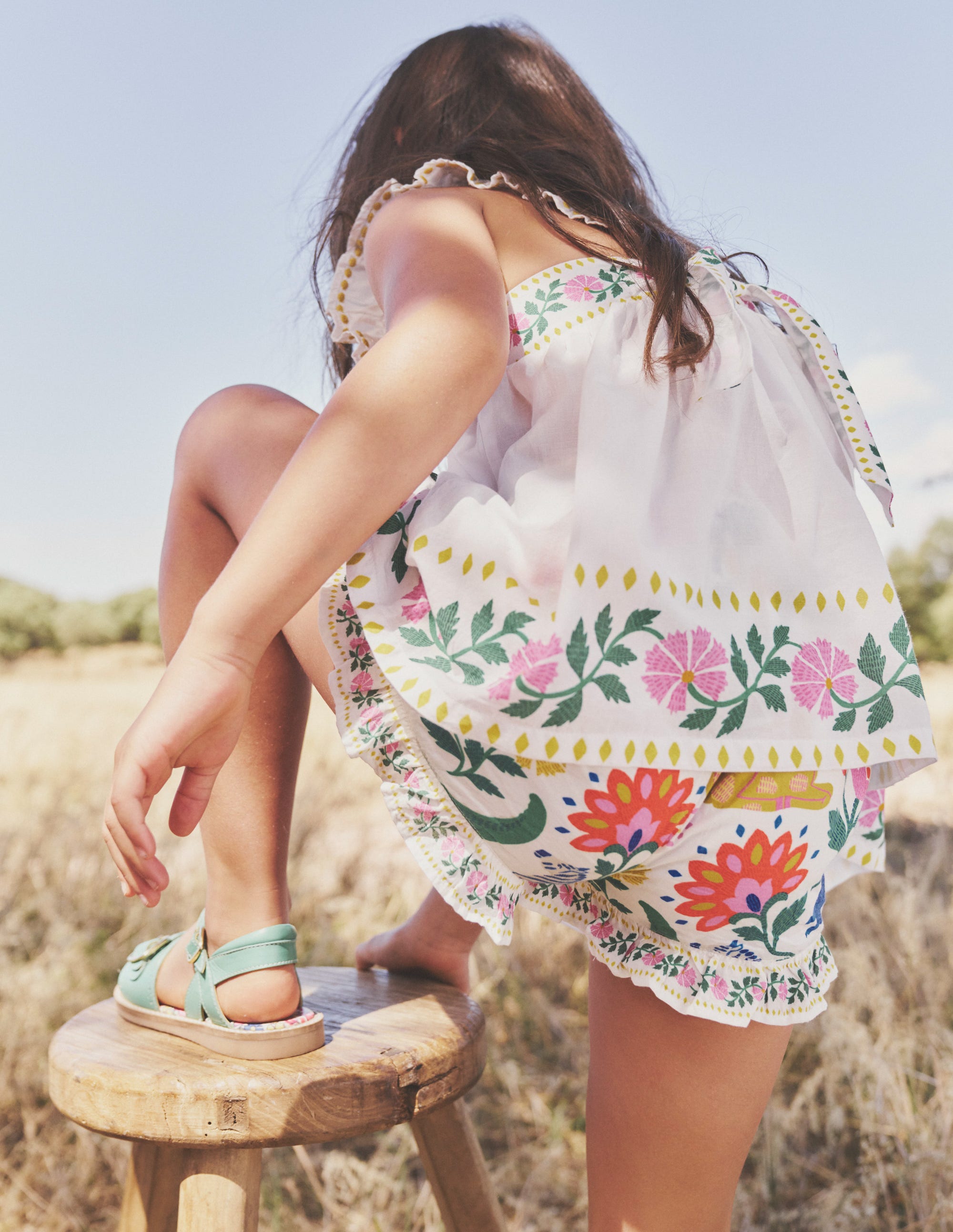 Gewebte Shorts mit Rüschensaum-Bunt Safari Blumenmuster - Image 4