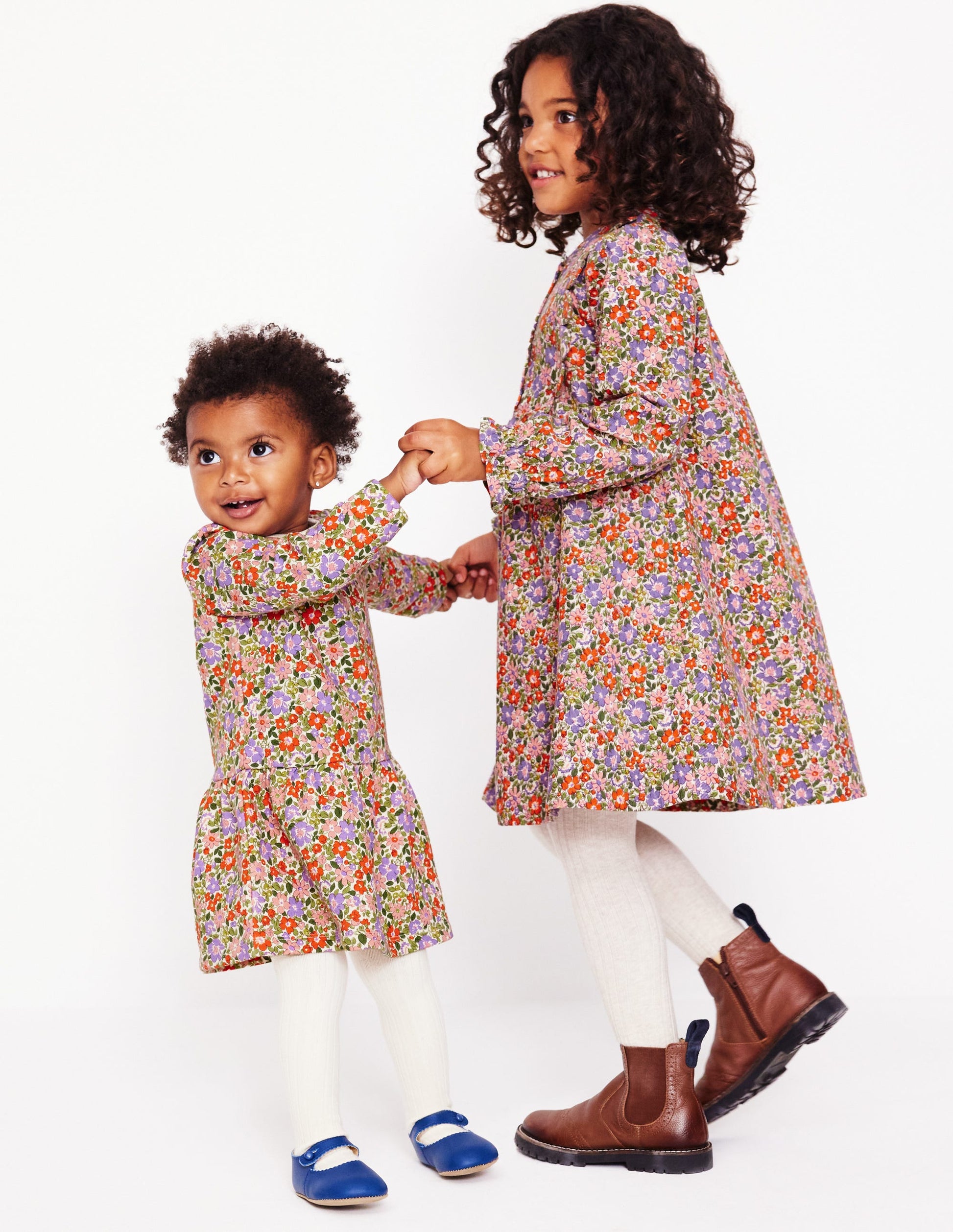 Norah Cordkleid mit Muschelsaum-Aster Violett Blumenbeet-6