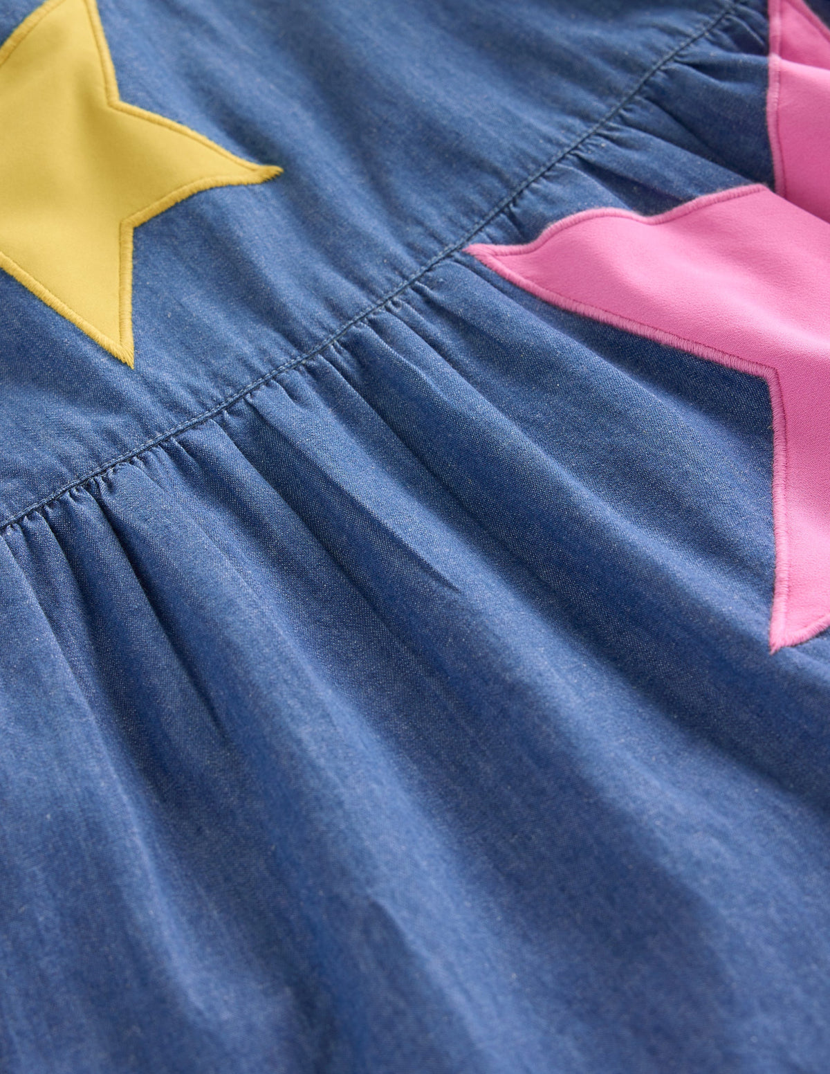 Betsy Stufenkleid zum Herumwirbeln-Mittleres Vintageblau, Sterne - Image 3