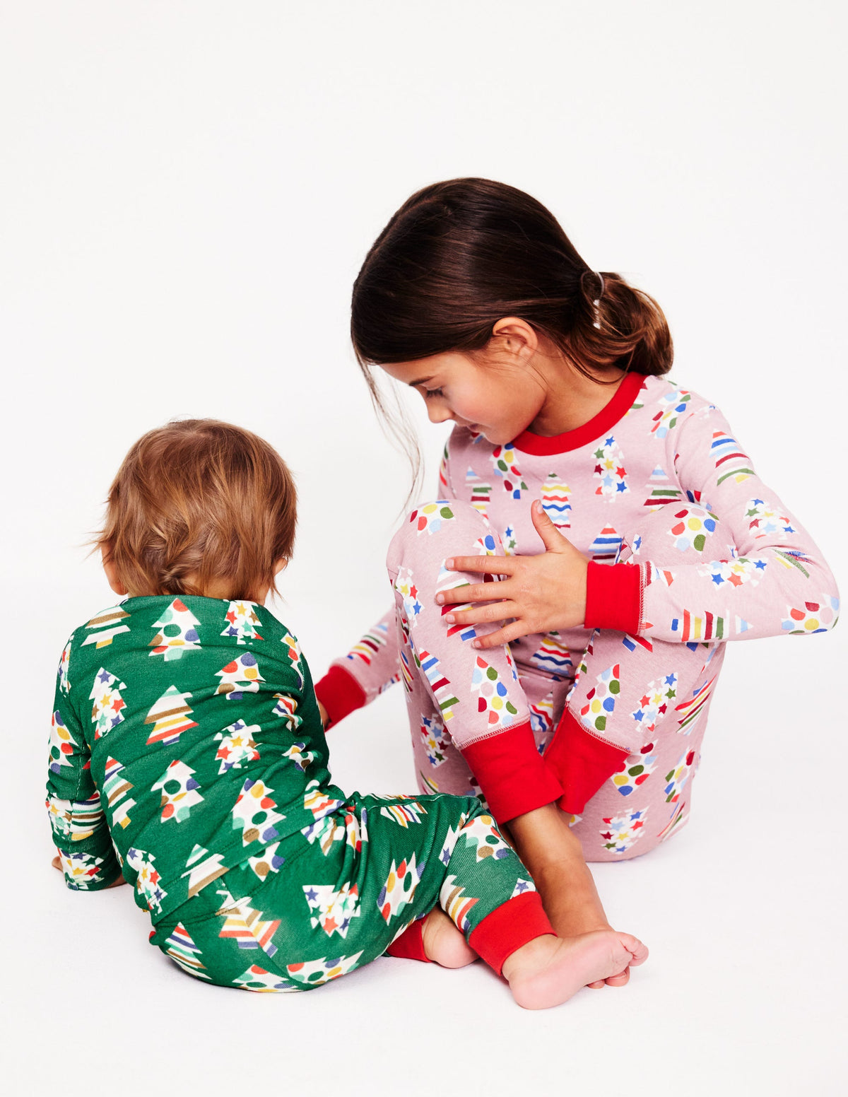 Snug Glow-In-The-Dark Pyjamas-Vintage Pink Christmas Trees-5