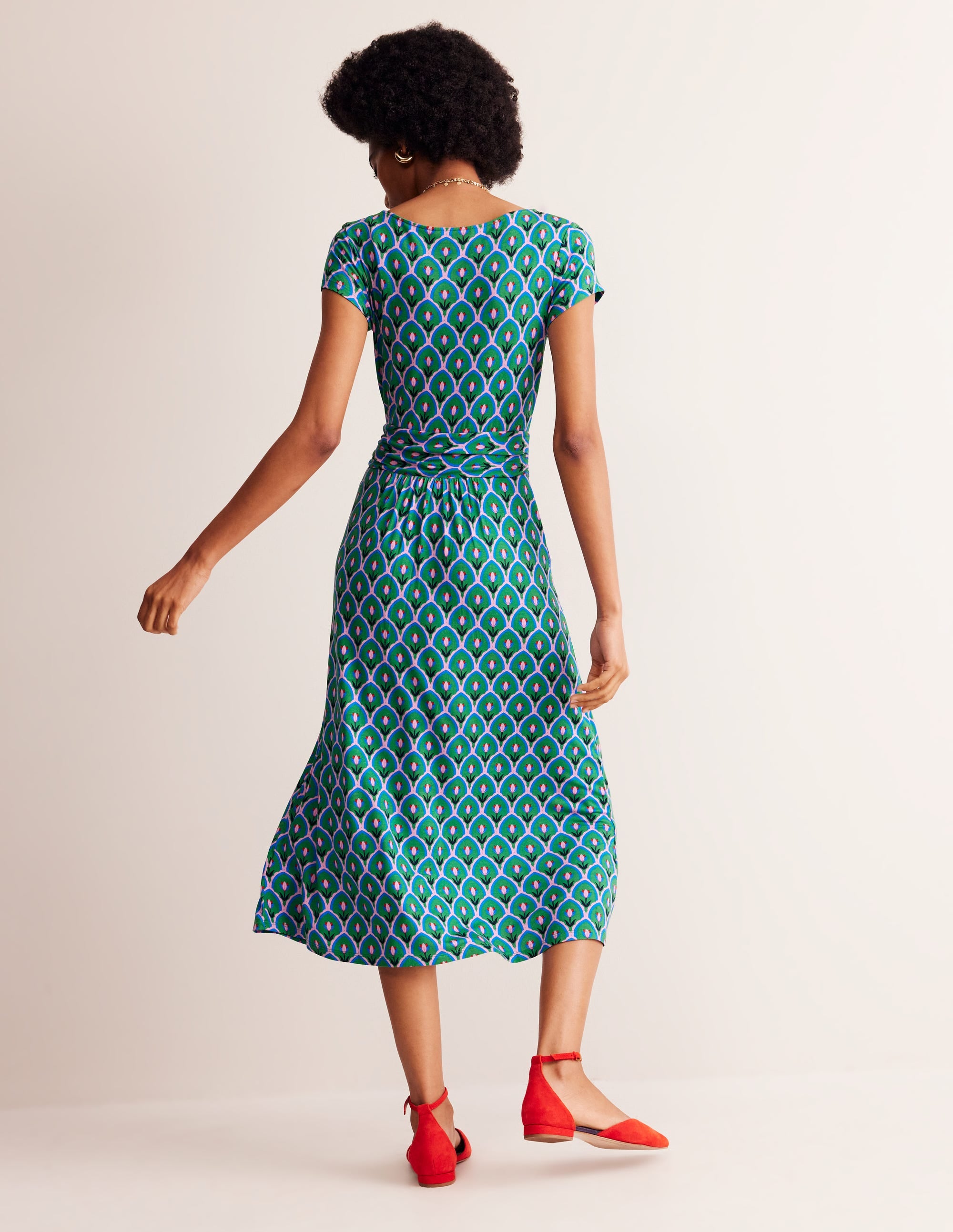 Amelie Jersey-Midikleid-Smaragdgrün, Tulpe Muschelsaum - Image 3
