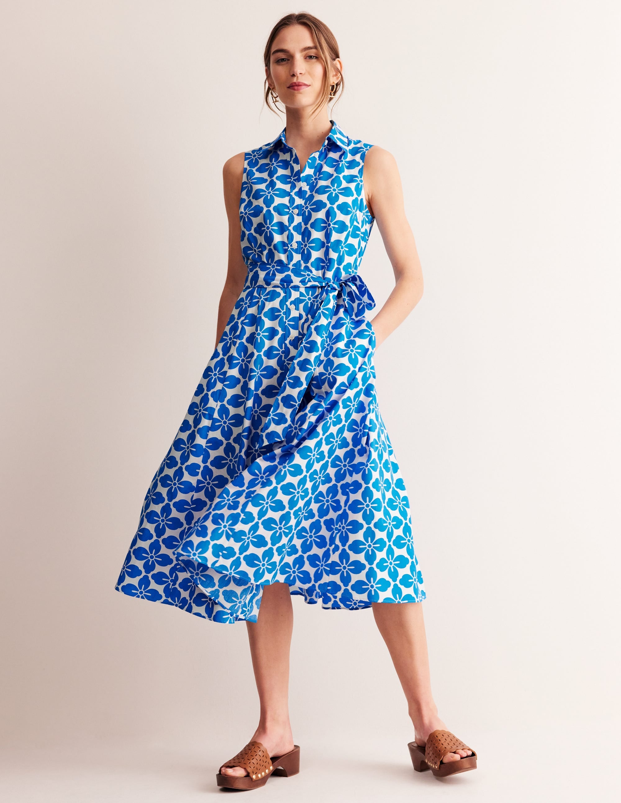 Amy Ärmelloses Hemdblusenkleid-Indigofink, Blumenmuster Kachel - Image 2