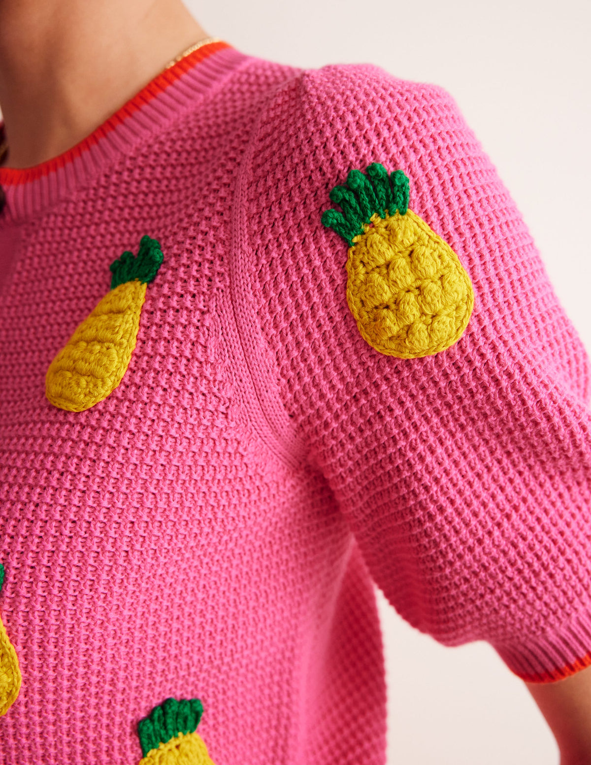 Bestickte Strickjacke mit kurzen Ärmeln-Sangria Sunset Pink, Ananas - Image 2