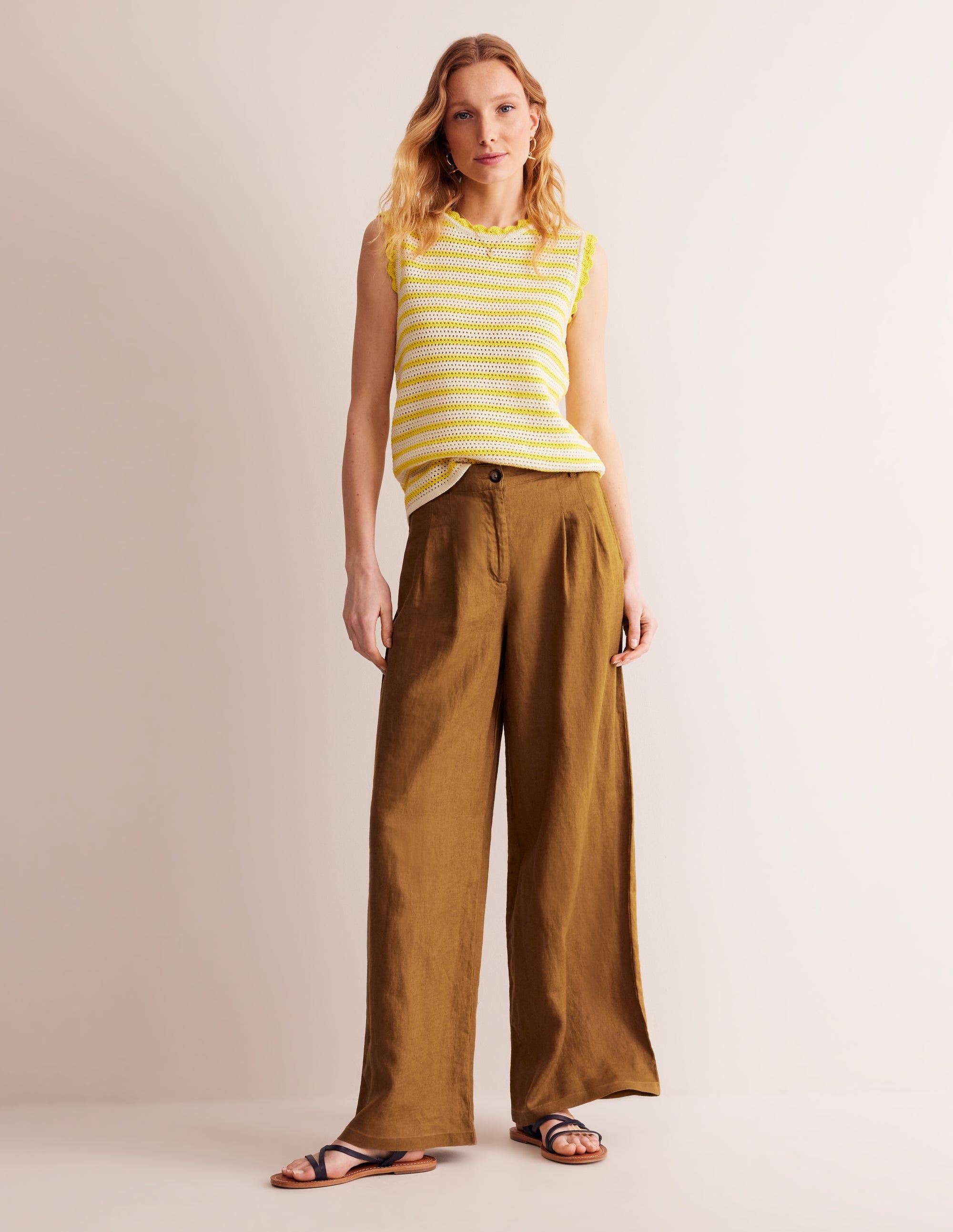 Pantalon plissé Regent en lin-Black - Image 5