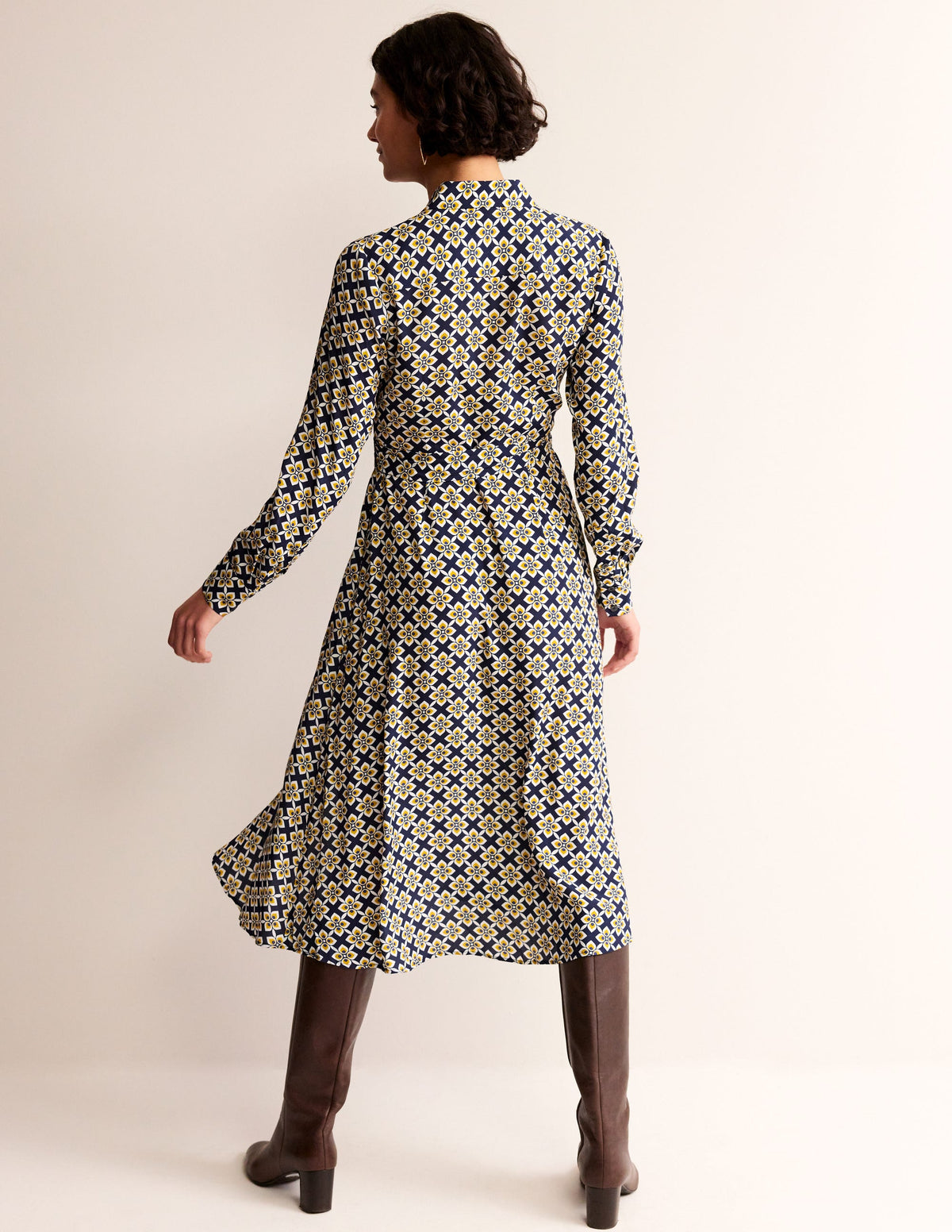 Kate Midi-Hemdblusenkleid-Antik Moos, Diamant Floral - Image 3